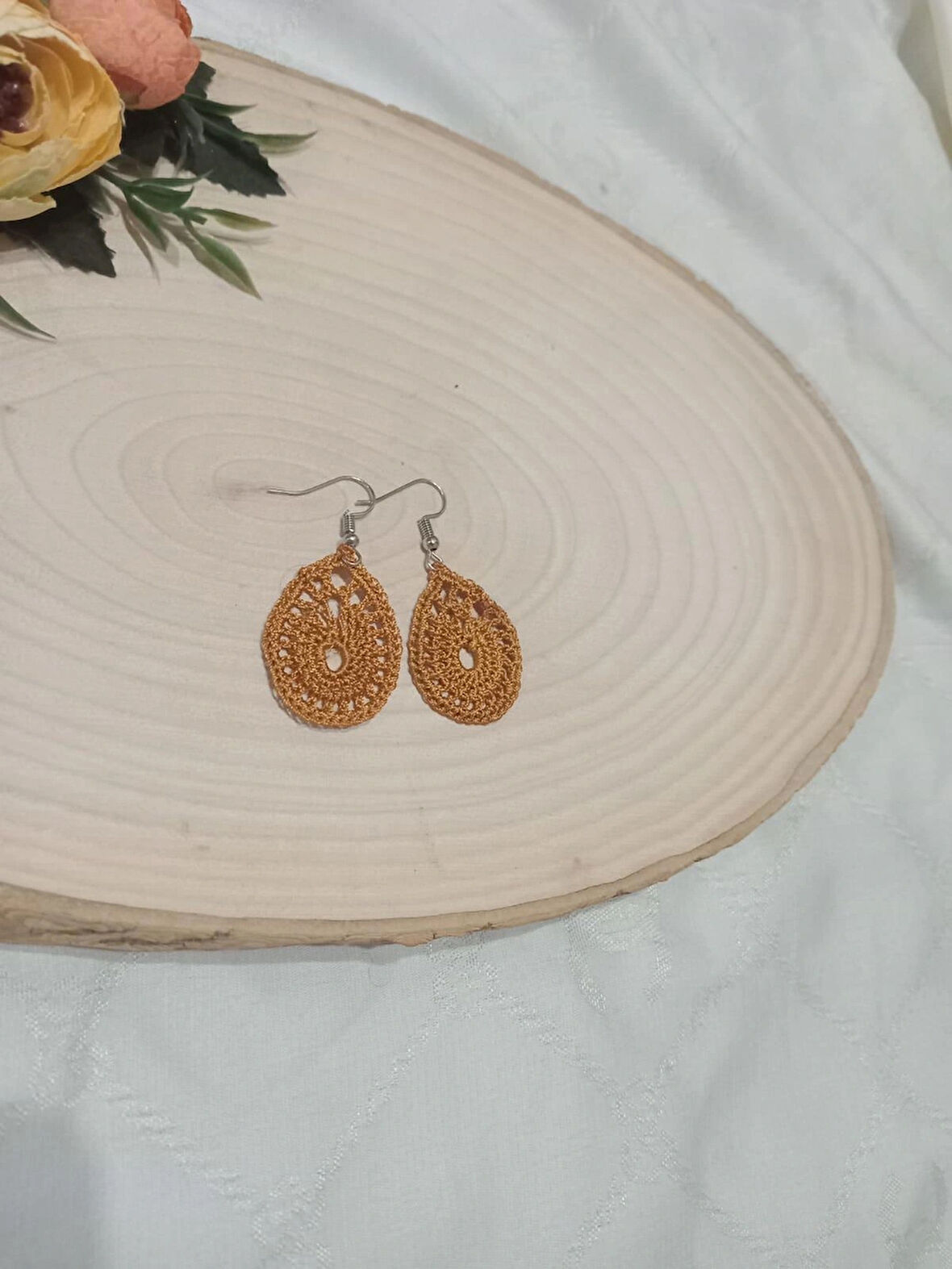 EL İŞİ ÖRGÜ KÜPE