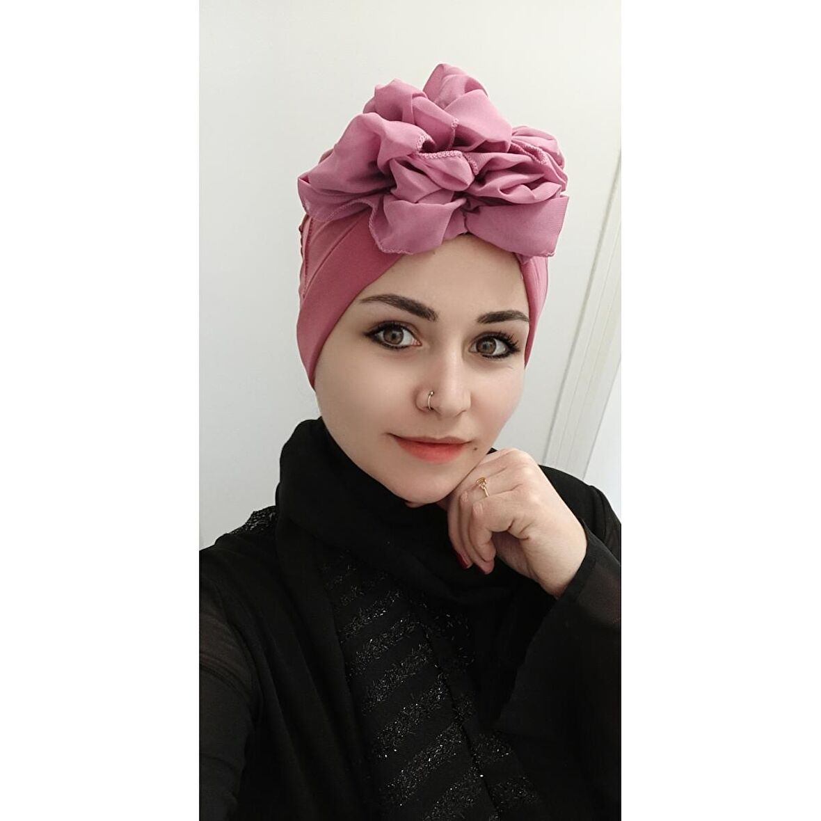Kadın Tesettür Şerit Detaylı Çift taraflı Bone Gülkurusu