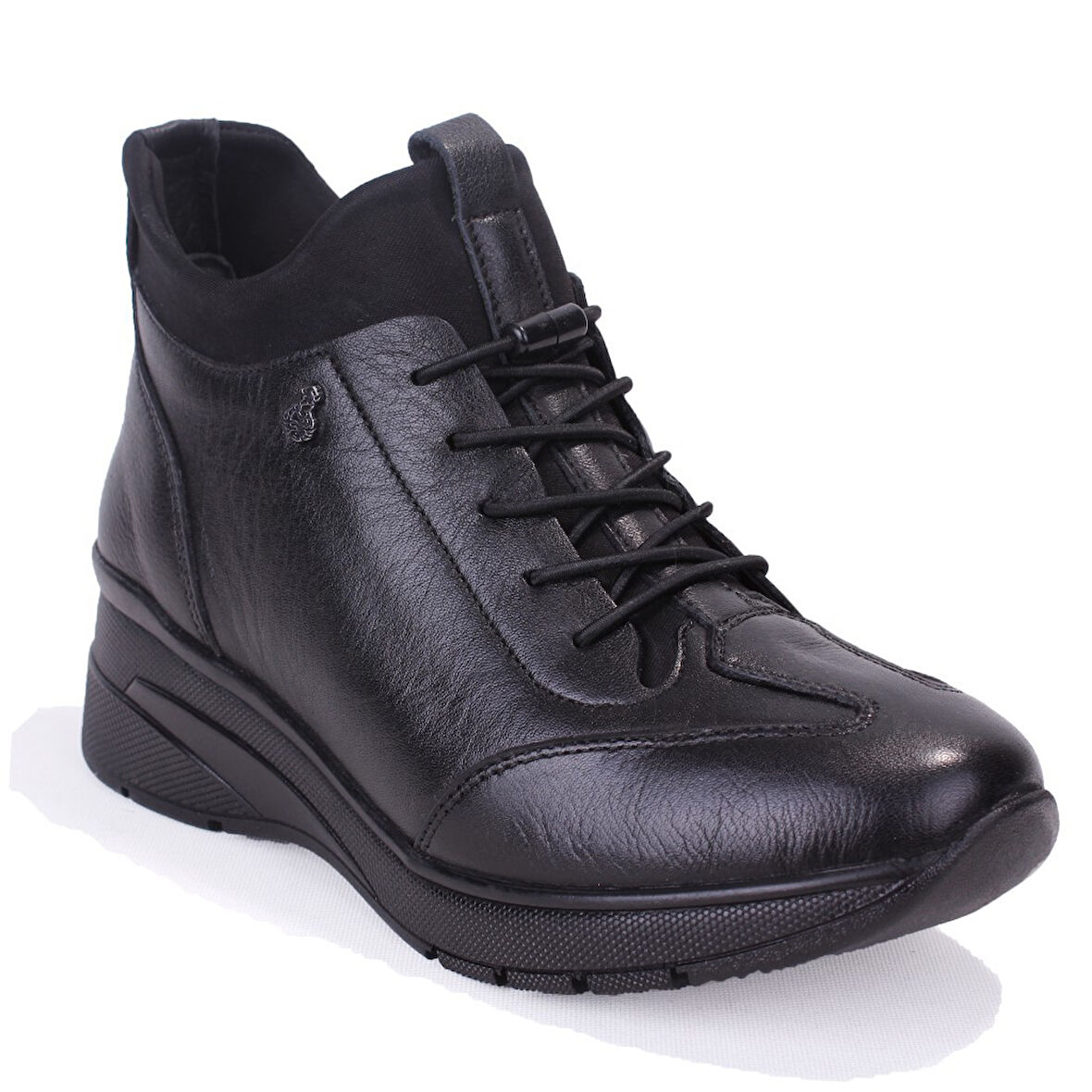 Dagoster DZA07-13091535 Siyah Ortopedik Günlük Düz Topuk Deri Kadın Bot