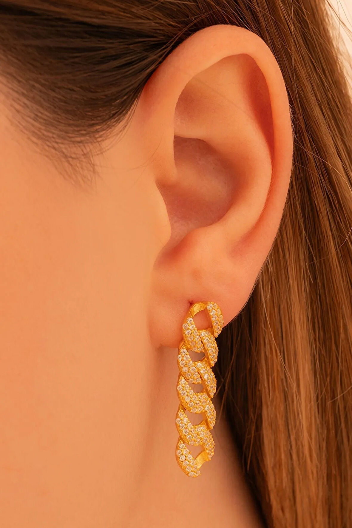 Kadın Gümüş Küpe - 22 Ayar Gerçek Altın Kaplama Taşlı Gurmet Model Gümüş Küpe