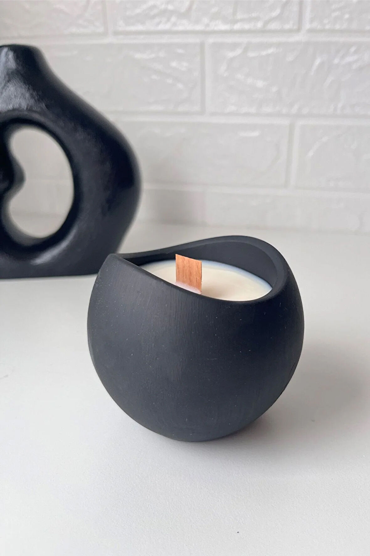 Siyah Asimetrik Mumluk ve %100 Soya Mum