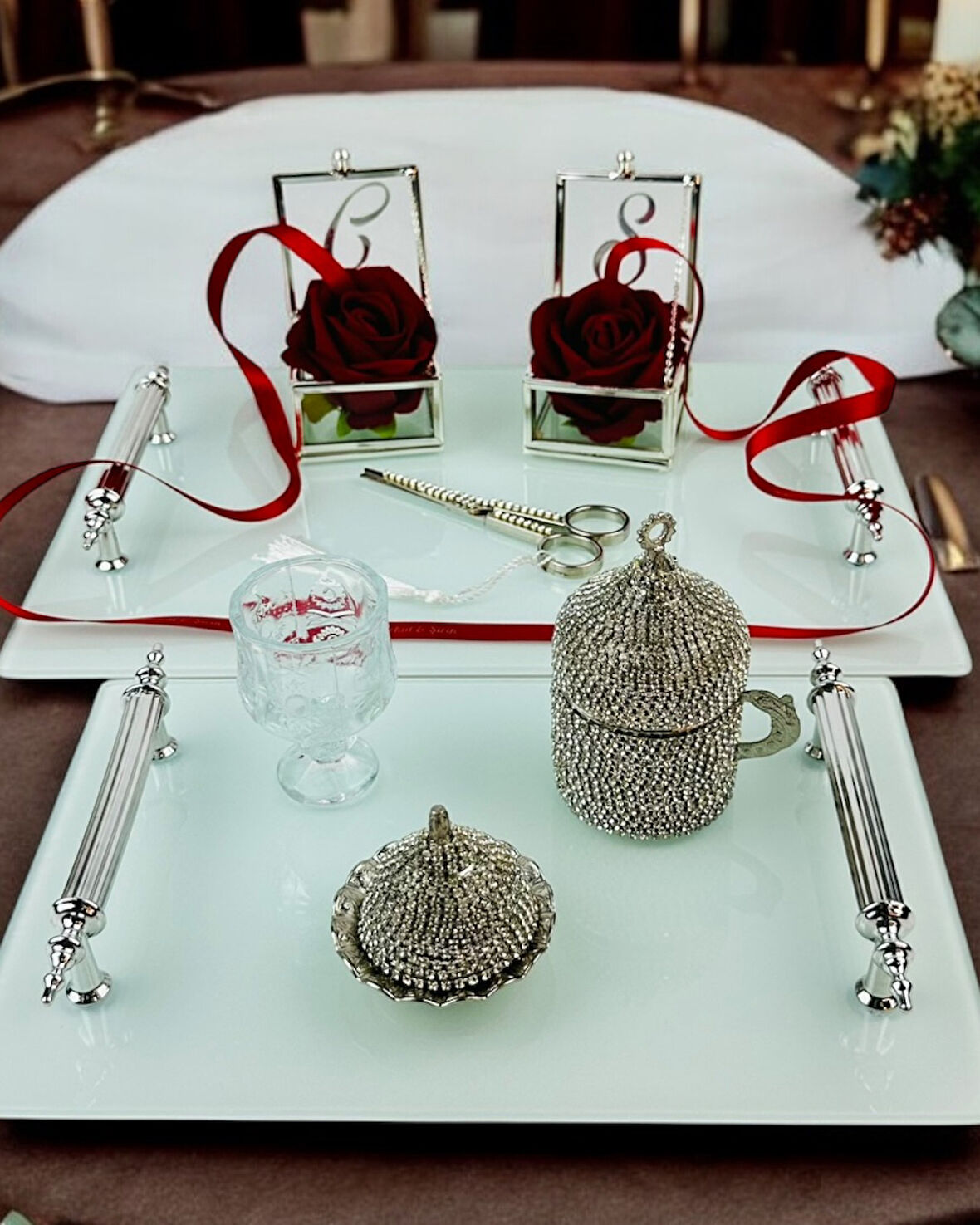 Harmonize Beyaz Söz Tepsisi ve Damat Kahve Fincanı