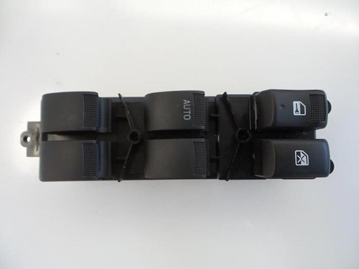 ISUZU D-MAX 2010-- ELEKTİRKLİ CAM AÇMA DÜĞMESİ KAPI KİLİTLEME