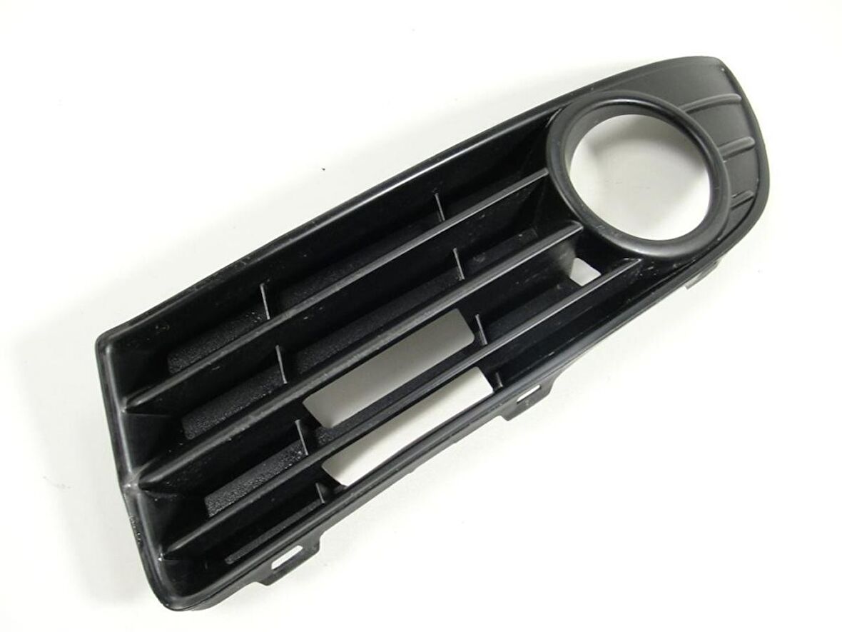 VOLKSWAGEN POLO 2005 - 2010 SİS FARI ÇERÇEVESİ SOL SİSLİ 