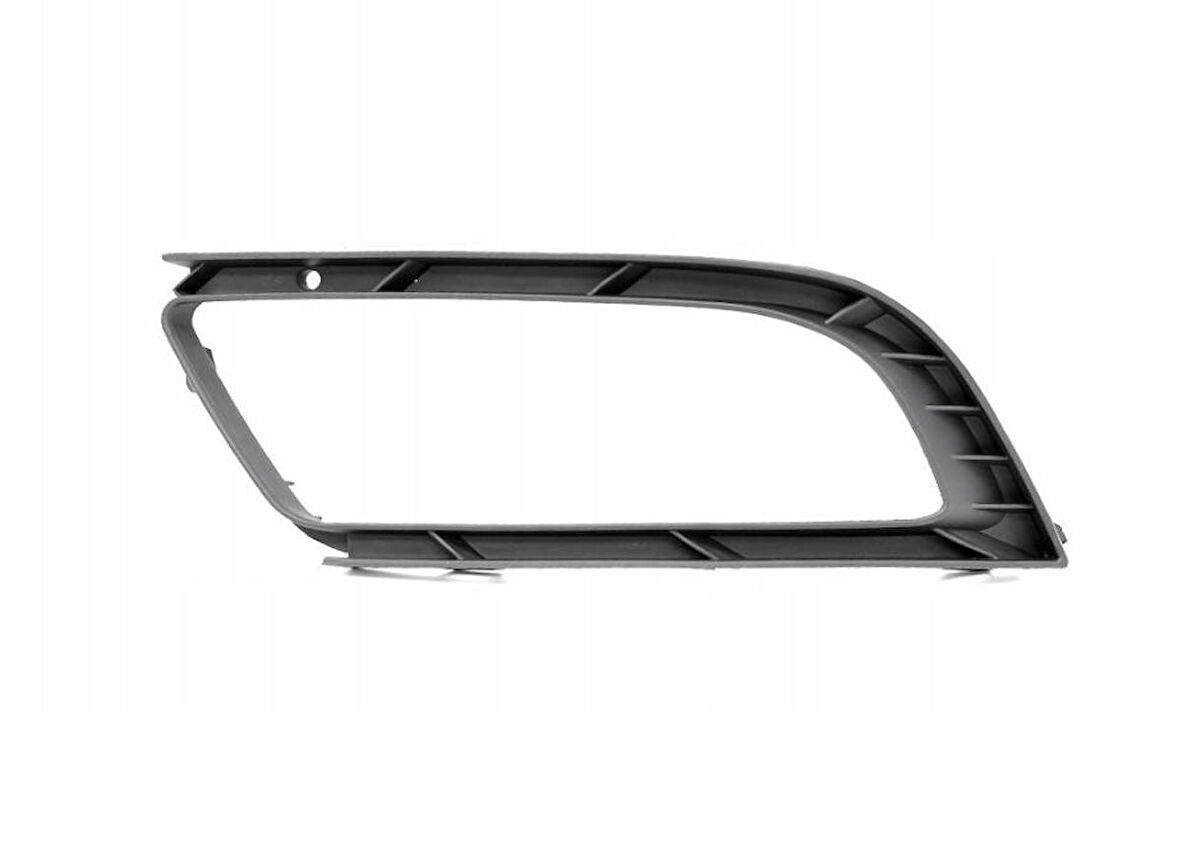 SKODA SUPER B 2014 SONRASI SAĞ TAMPON IZGARASI SİS ÇERÇEVESİ 
