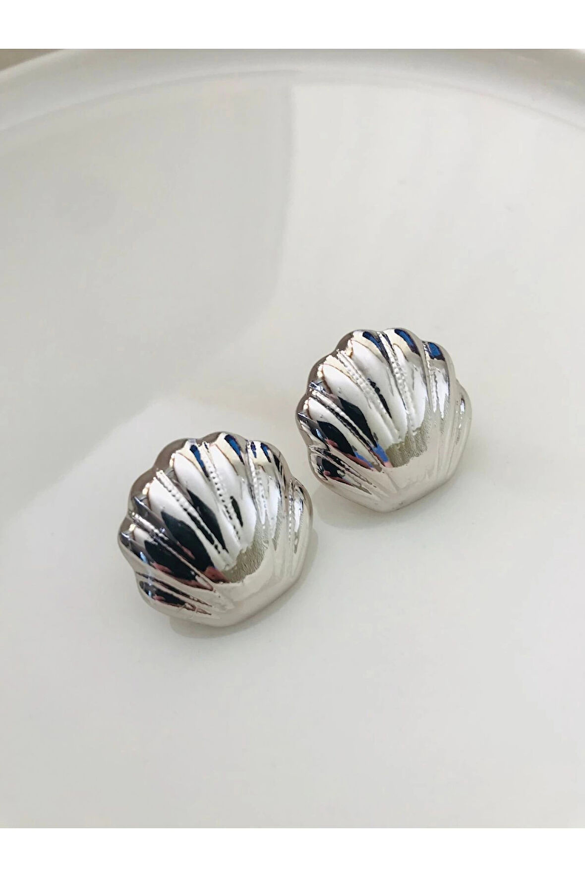 Gümüş Renk Deniz Kabuğu Midye Küpe