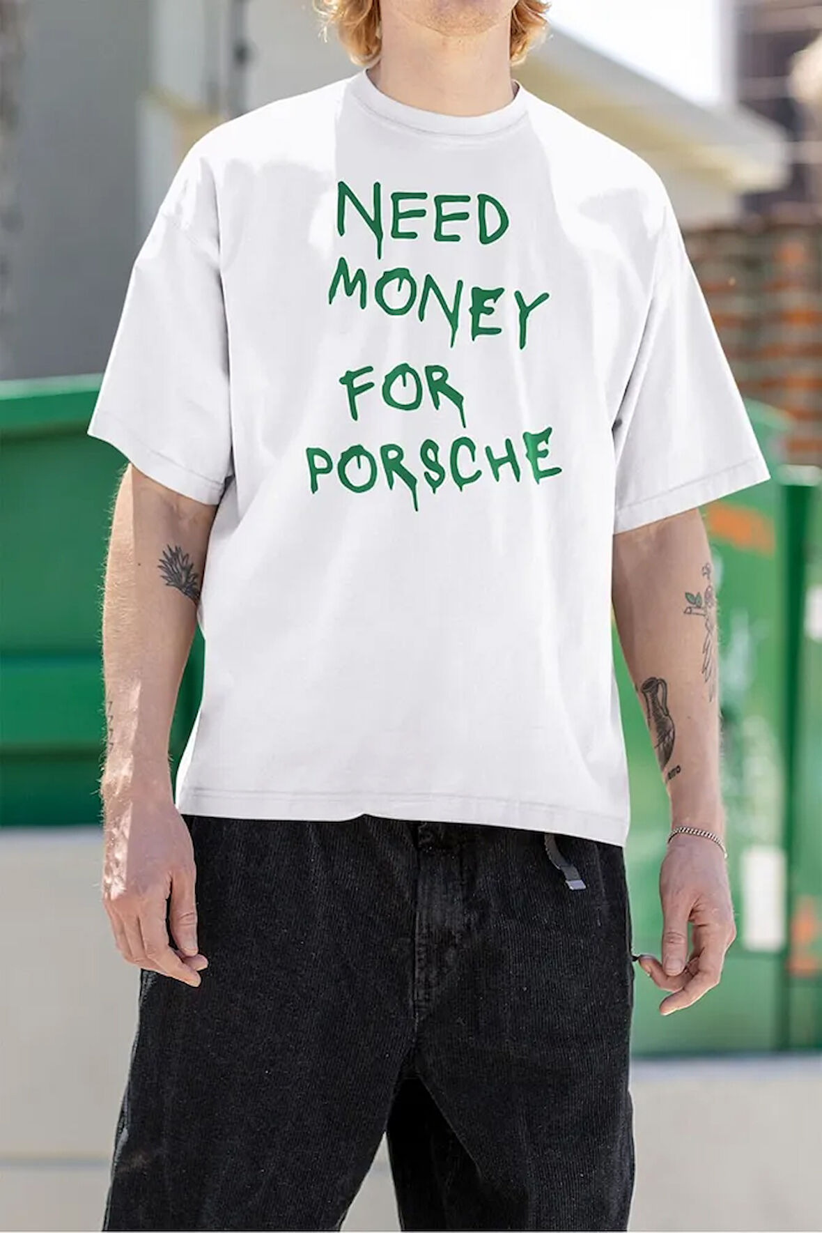 Yeşil Renkte Need Money Fore Porsche Yazılı Unisex Oversize Araba Tişört