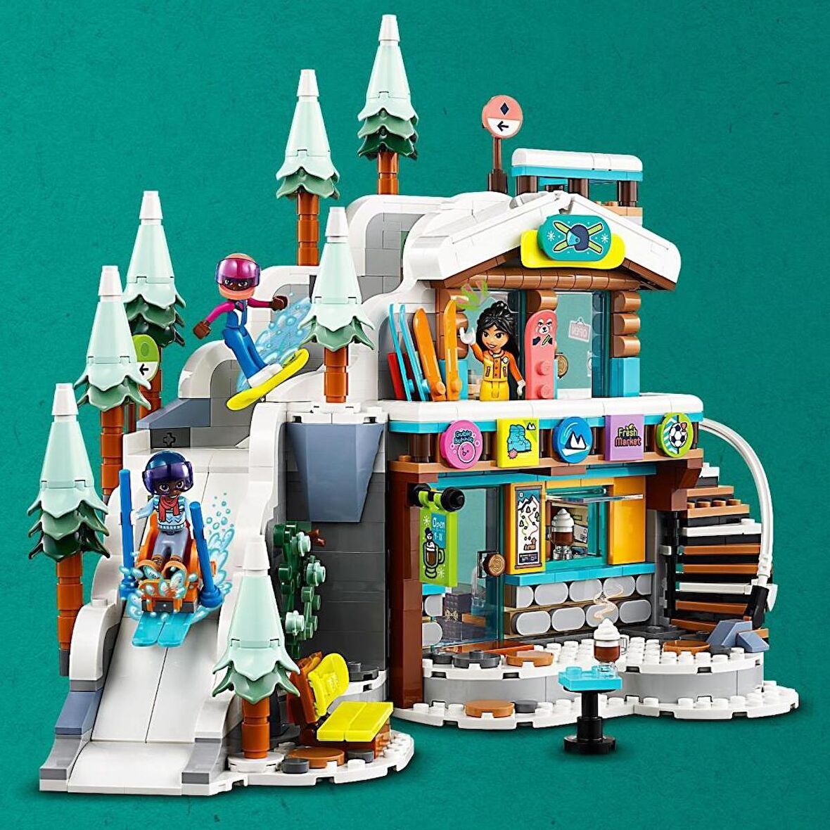 LEGO® Friends Kayak Pisti ve Kafe 41756 - 9 Yaş ve Üzeri Çocuklar Için Yaratıcı Oyun Aksesuarları ve 3 Mini Oyuncak Bebek  Içeren Yaratıcı Oyuncak Yapım Seti (980 Parça)