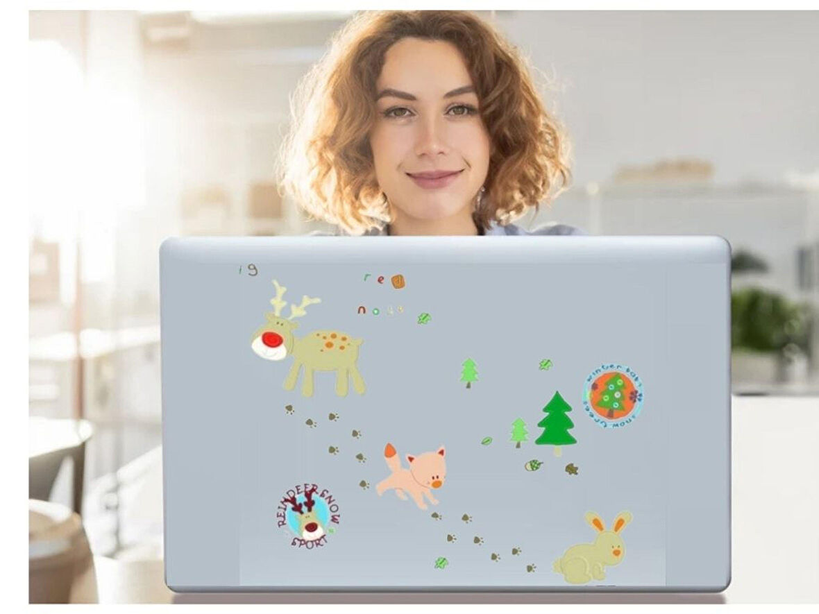 DEFTER STİCKER,LAPTOP STİCKER  ORMANLI DESENLİ PVC 48X33X0,5CM