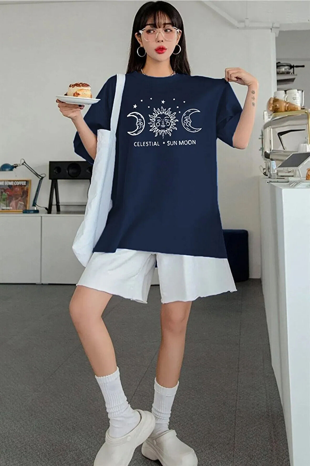 Unisex Sun Moon Ön Baskılı Oversize T-shirt