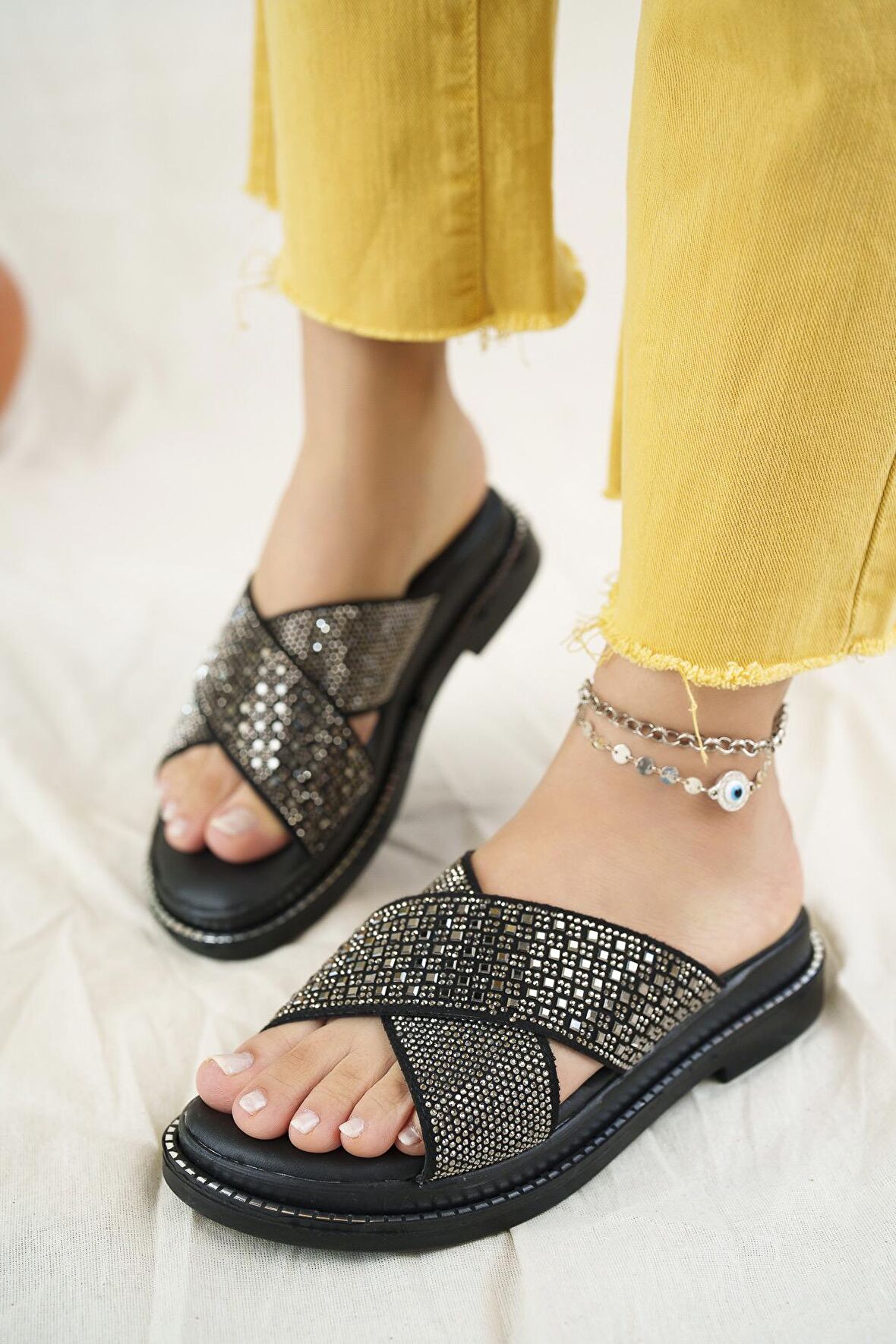 Khayt Sharone Anatomik Ortopedik Taşlı Günlük Kadın Terlik