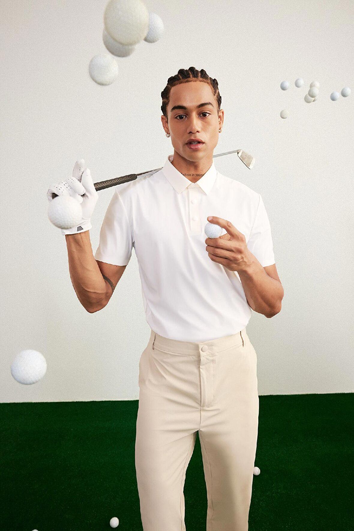 DeFactoFit Esnek Kumaş Standart Fit Sporcu Kısa Kollu Polo Tişört D9244AX25SPWT34