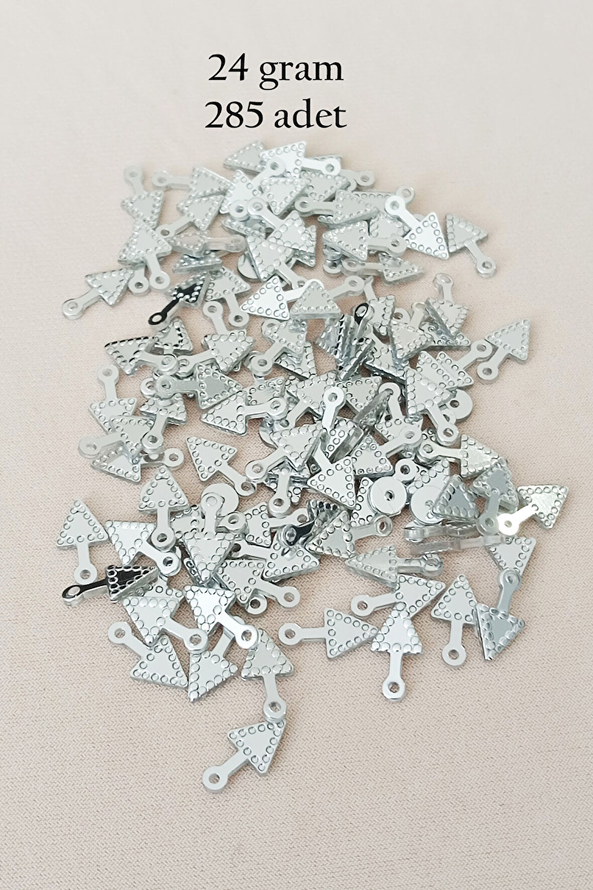 Oya Abiye Bileklik Kolye Pleksi Metalik Plastik Pul Gümüş Renk 24 gram 285 adet - BNC565