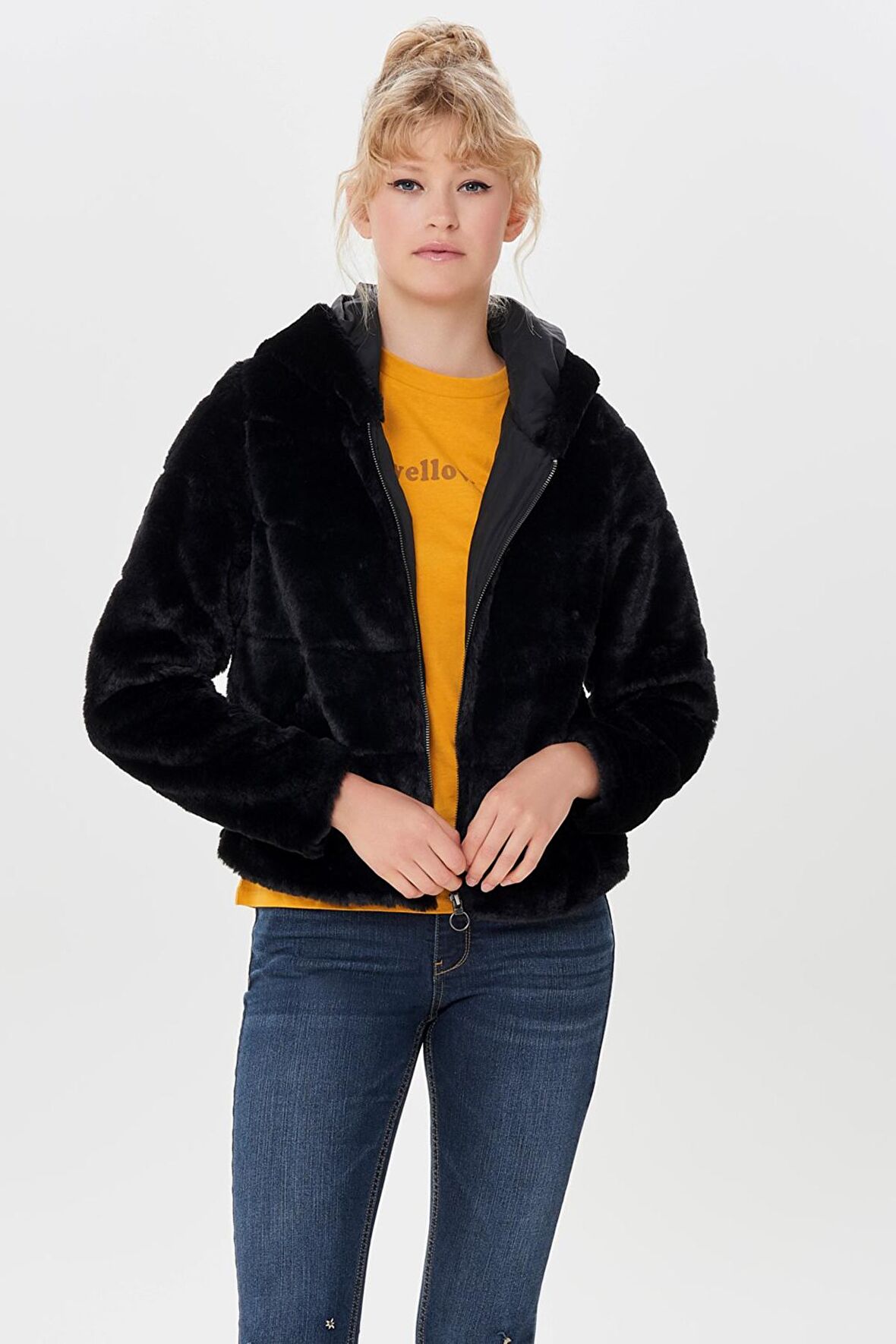 Only Onlchris Fur Hooded Jacket Otw Noos Kapüşonlu Normal Kalıp Düz Siyah Kadın Mont