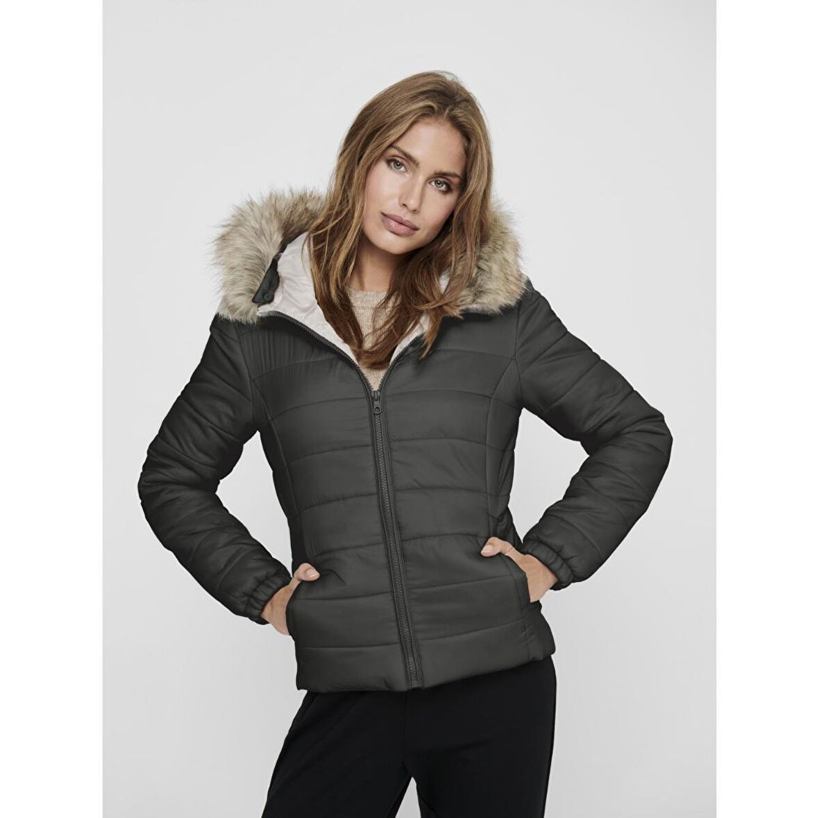 Only Kadın Mont Onldogukan Hood Fur Padded 15231669-PEA