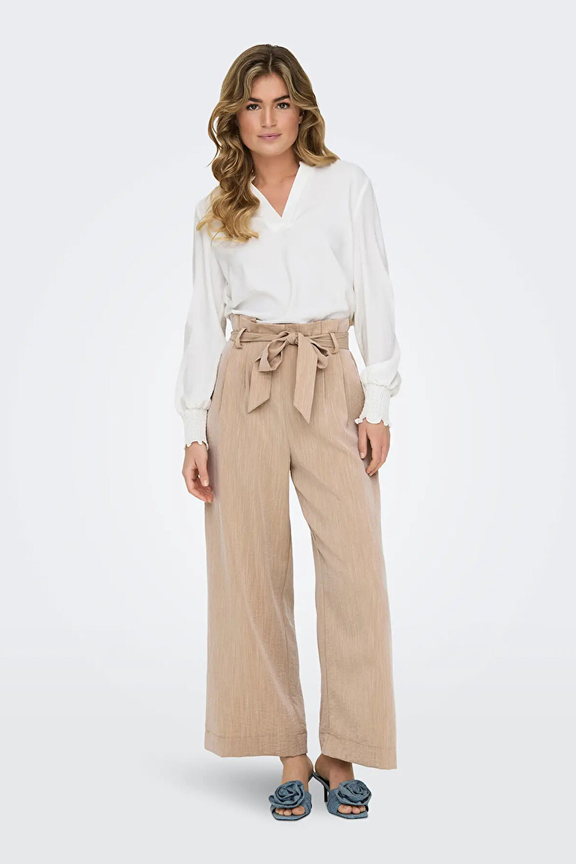 Only Kadın Onlmarsa Rahat Kalıp Belden Bağlamalı Pantolon 15269628 Bej