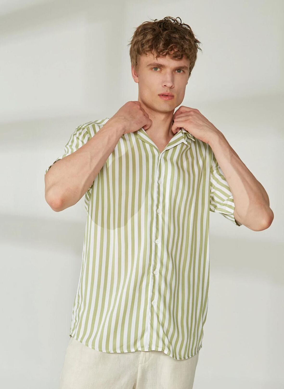 Only & Sons Rahat Mint Çizgili Erkek Gömlek ONSWAYNE LIFE SS VISCOSE SHIRT NOOS