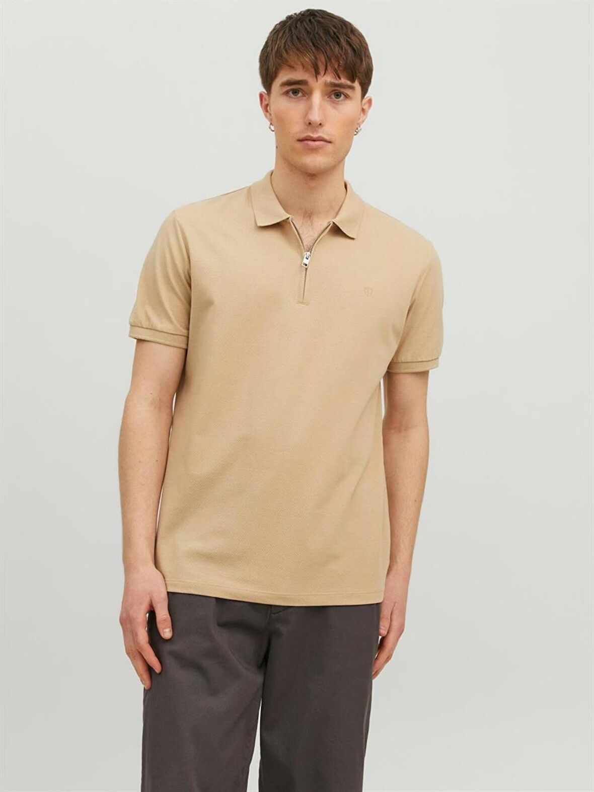 Jack & Jones Polo Yaka Düz Bej Erkek T-Shirt 12236235_JPRBLASCOTT ZIP SS POLO SN