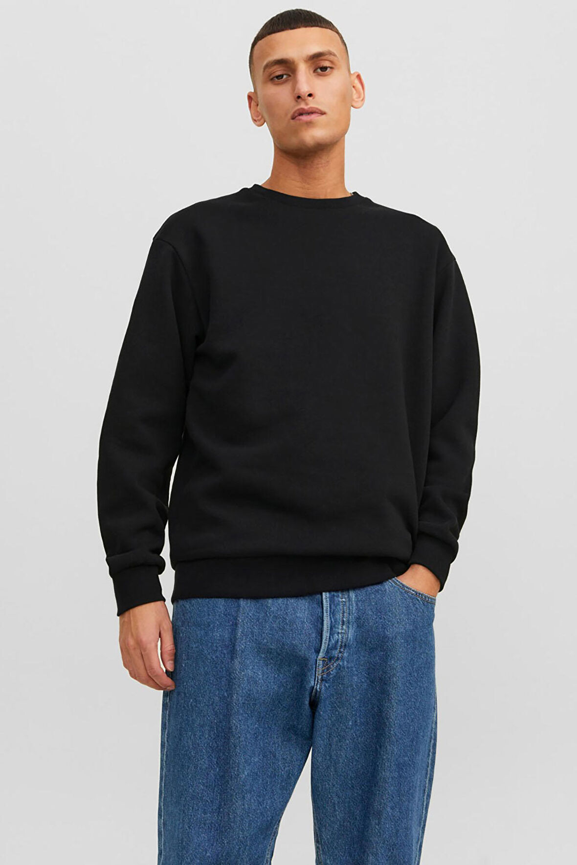Jack & Jones Erkek Jjebradley Bisiklet Yaka Sweatshirt 12249341 Siyah