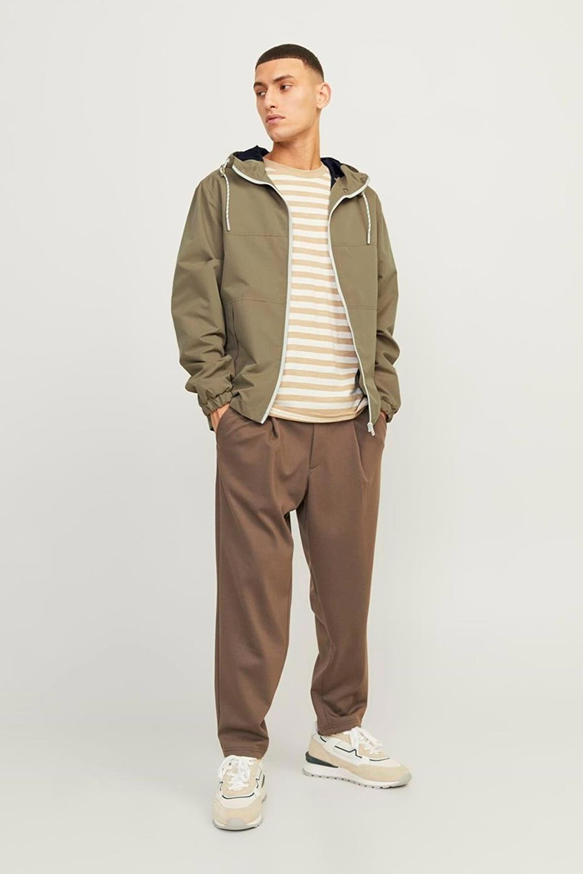 JACK&JONES JJCLIMB HOOD JACKET 12249366 BEJ