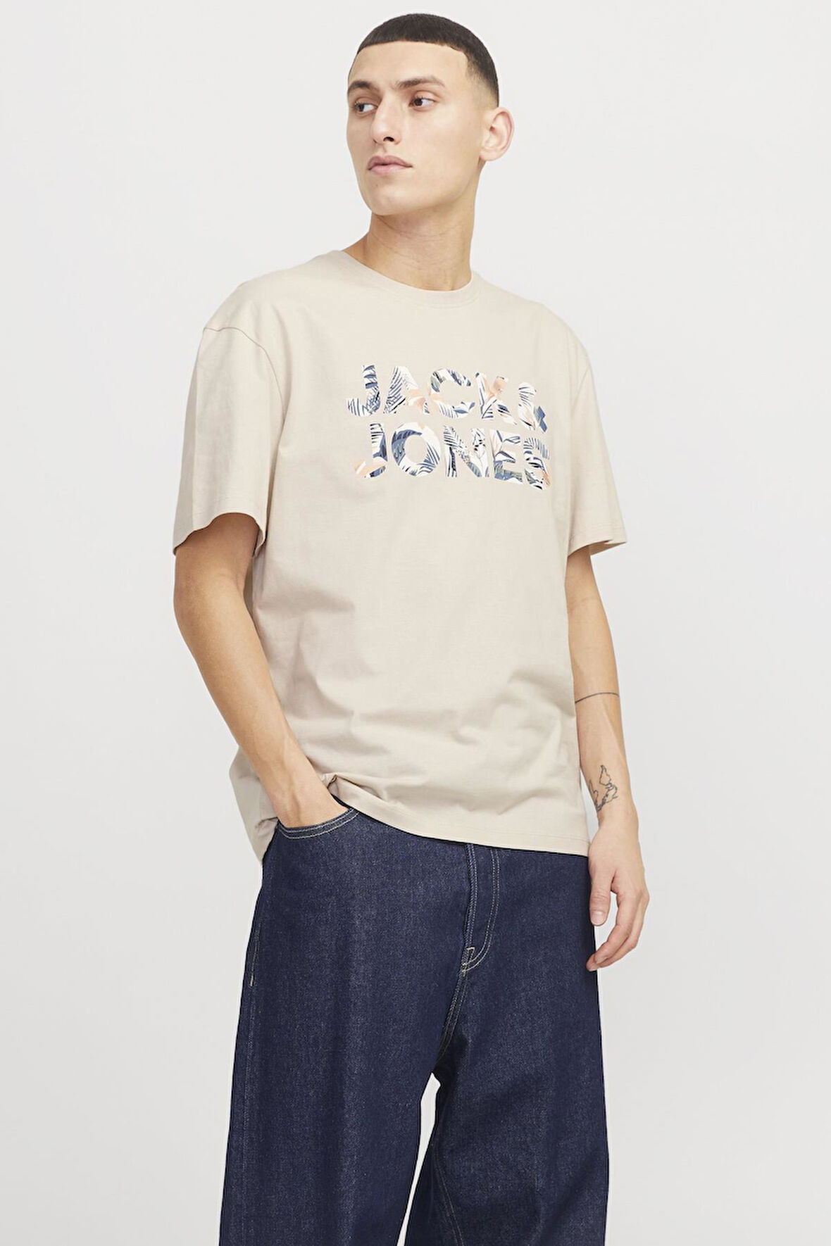 JJEBRYAN CORP LOGO TEE SS O-NECK NOOS 