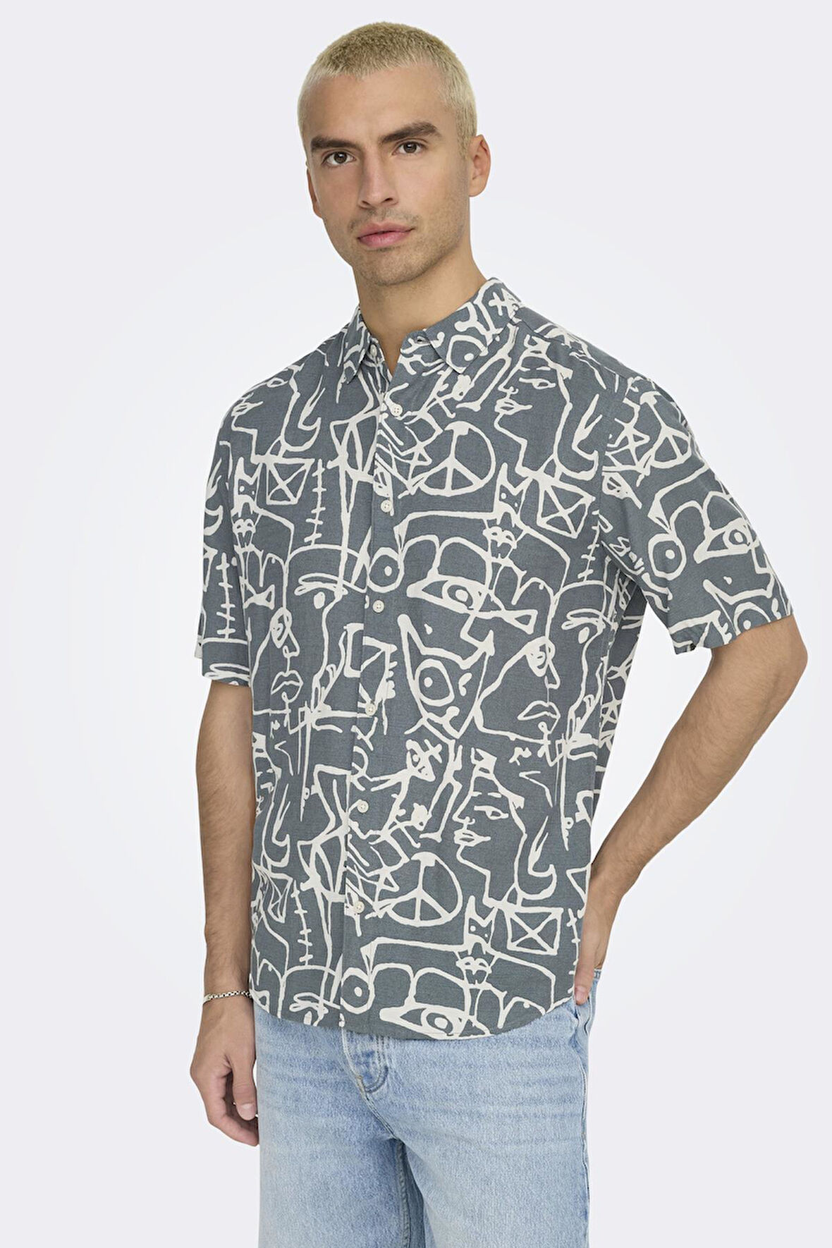 ONSBUD LIFE SS SLIM AOP VISC/LIN SHIRT 