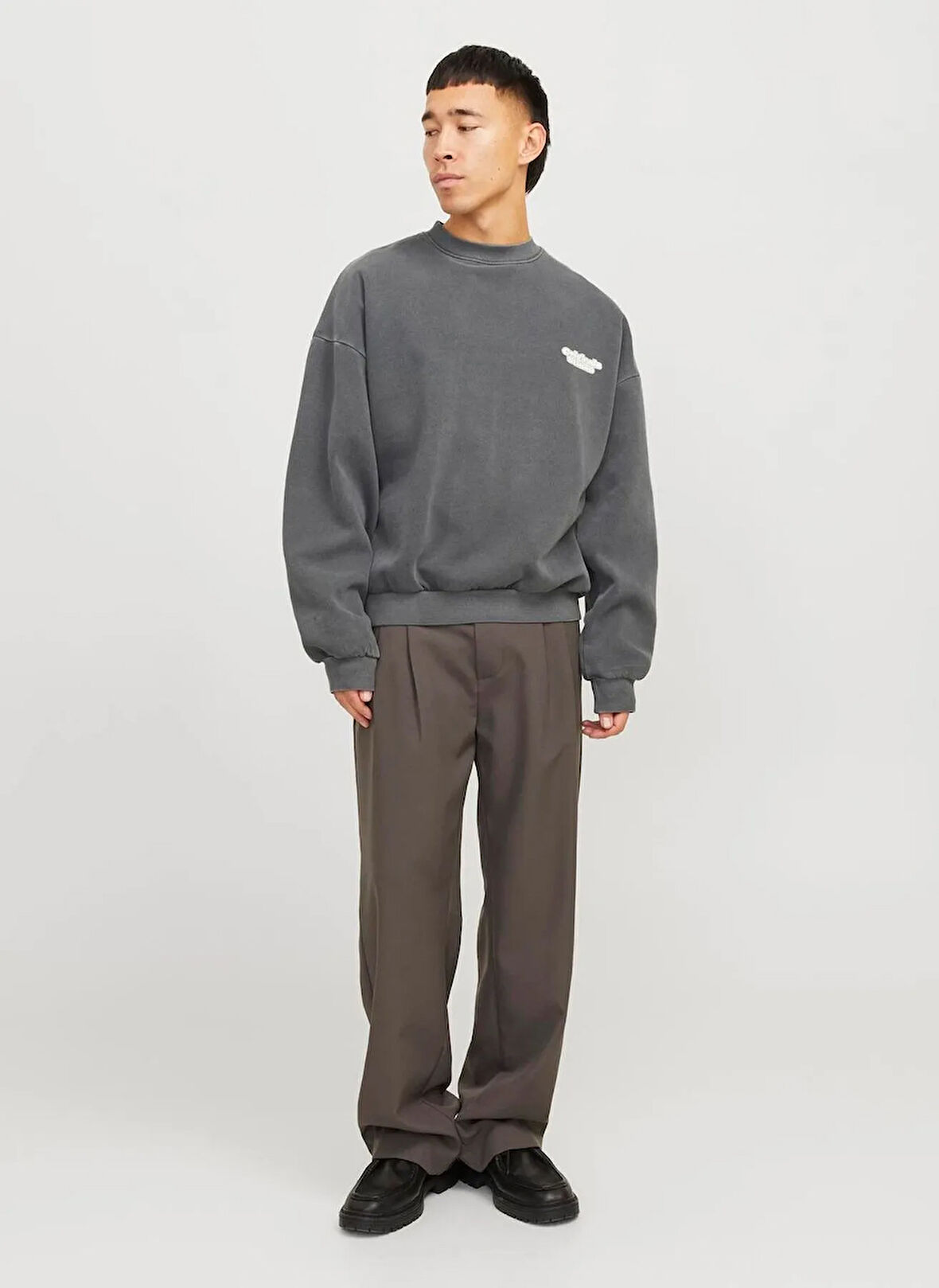 Jack & Jones Bisiklet Yaka Koyu Gri Erkek Sweatshırt 12266178_JORRIDGEWOOD WASH SWEAT CR