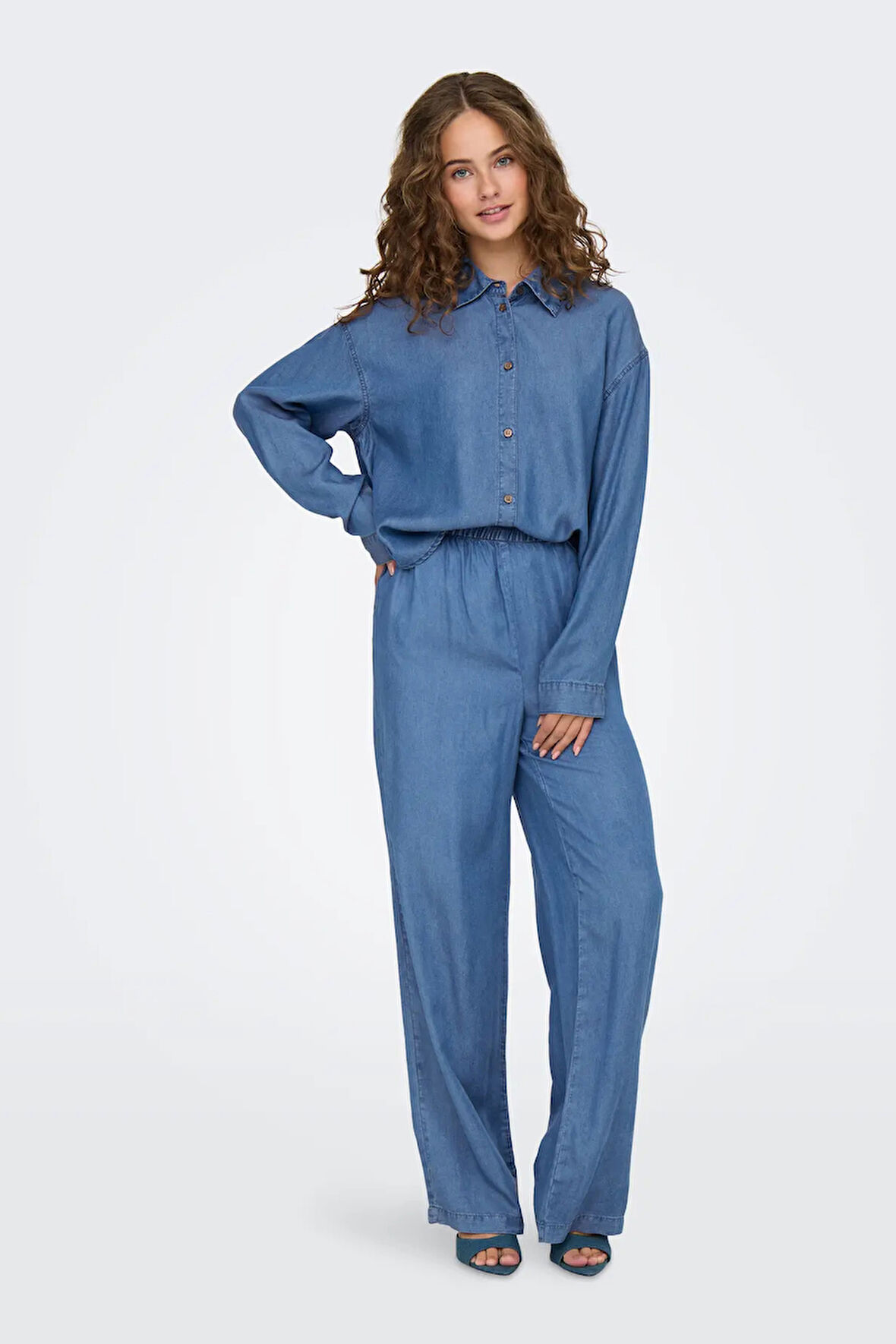 Only Kadın Onlcharıs Beli Lastikli Cep Detaylı Pantolon 15337938 Mavi