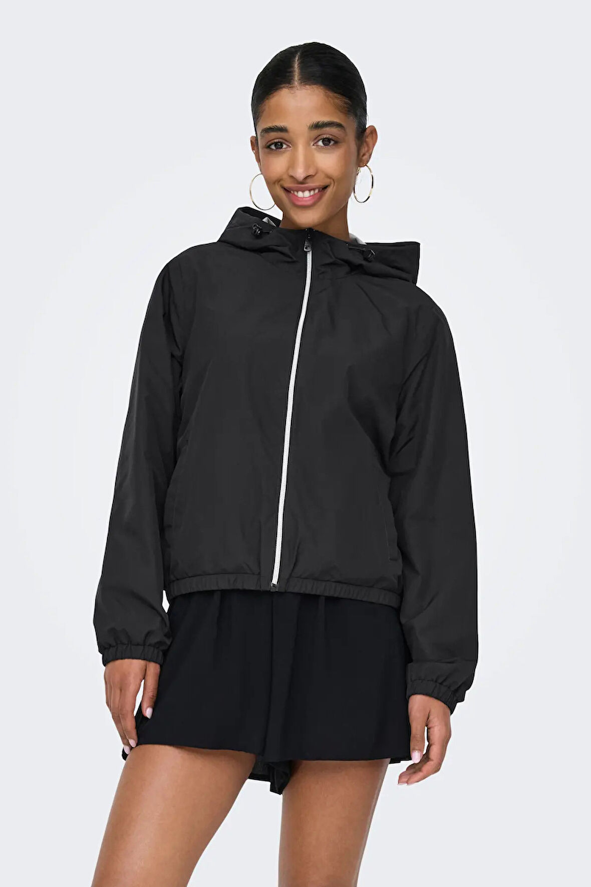 Only Kadın Onlcandy Kapüşonlu Mevsimlik Mont 15319747 Siyah