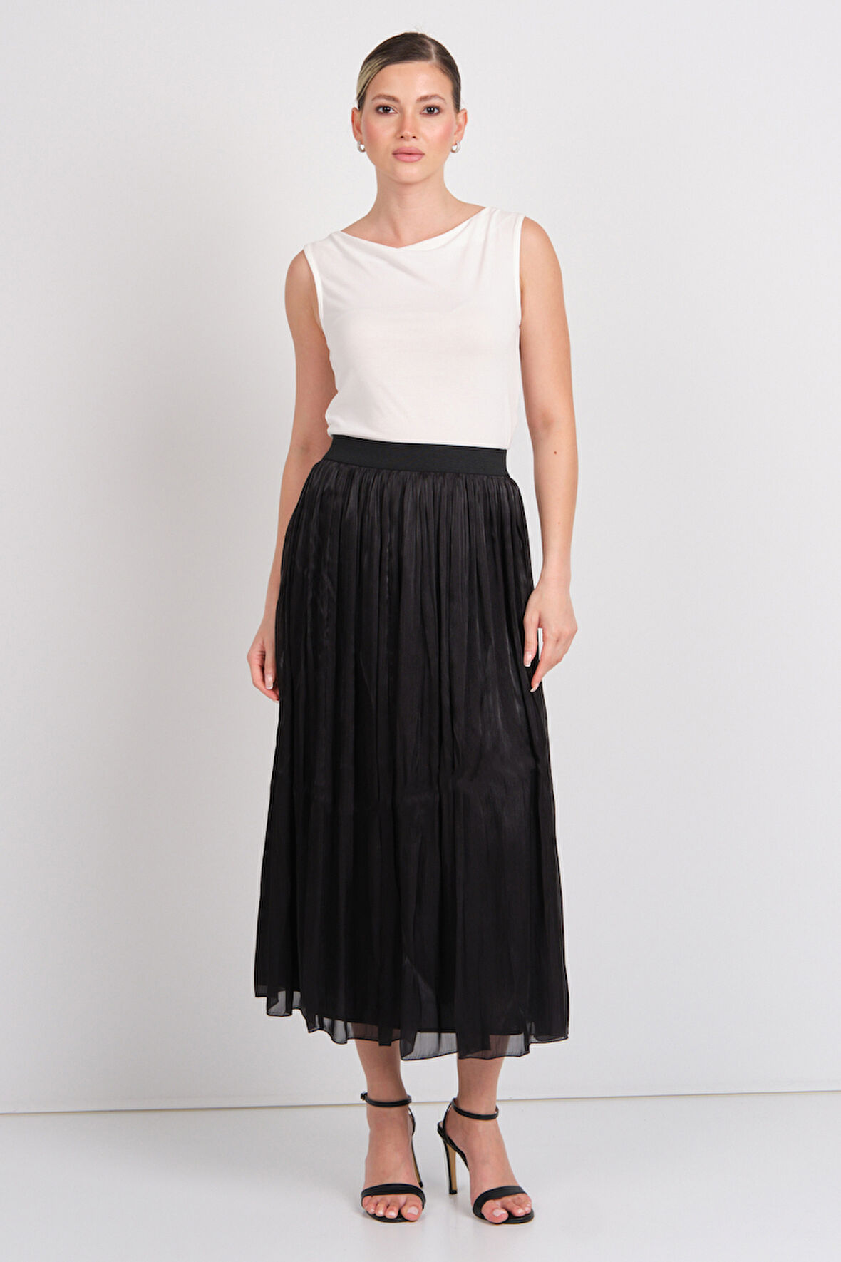 Vero Moda Kadın Vmvıps Pileli Beli Lastikli Maxi Etek 10328017 Siyah