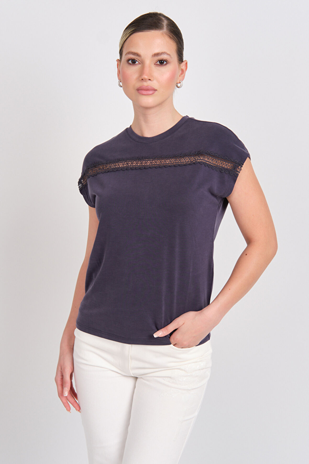 Only Kadın Onlfree Dantel Detaylı Kısa Kollu T-Shirt 15350108 Lacivert