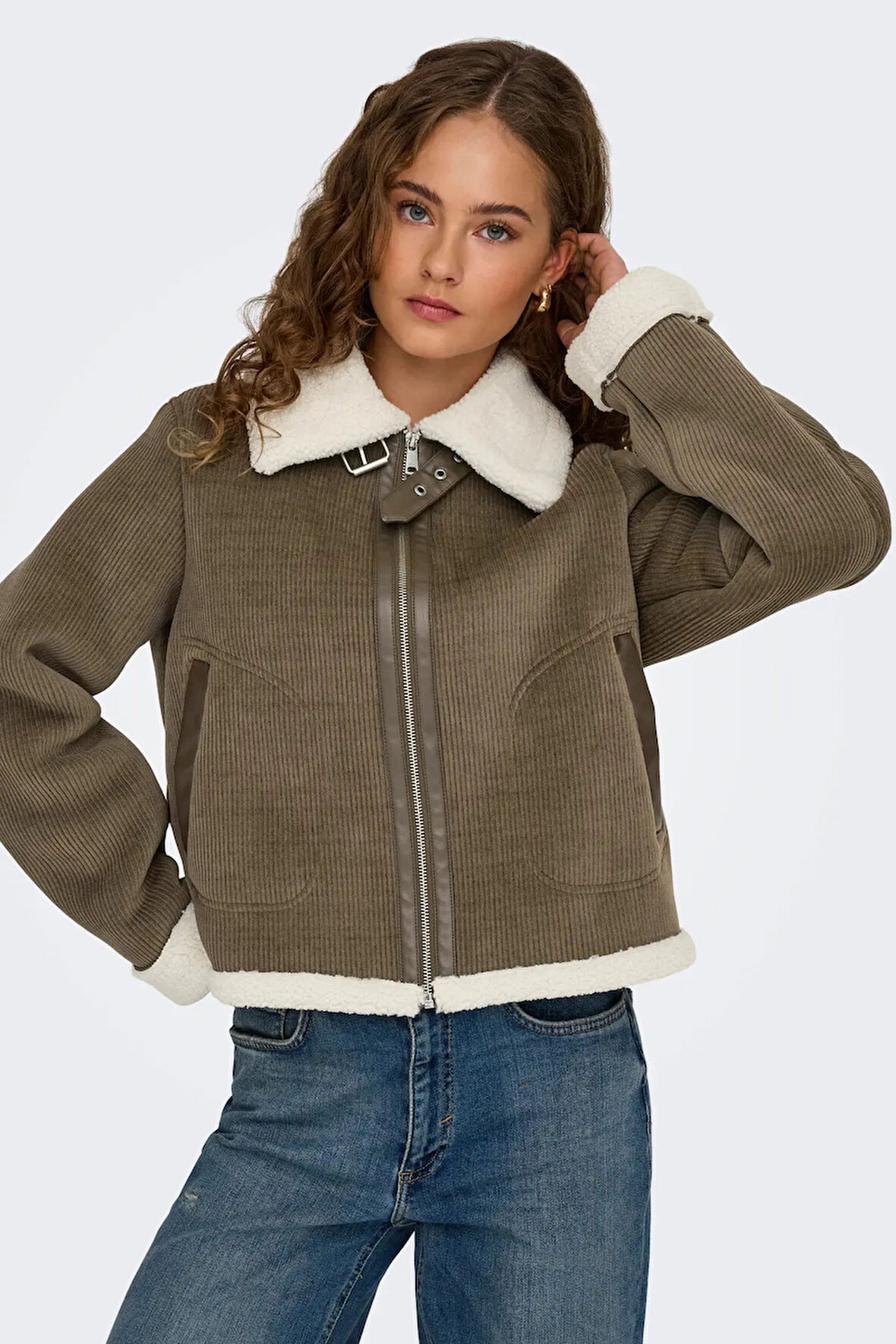 Only Kadın Onlkıngston Yakası ve İçi Kürklü Çift Cepli Mont 15348995 Kahverengi