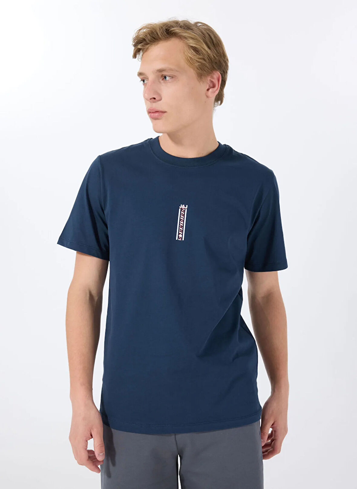 Jack & Jones Bisiklet Yaka Lacivert Erkek T-Shirt 12288527_JCOAIR TEE SS CREW NECK BS