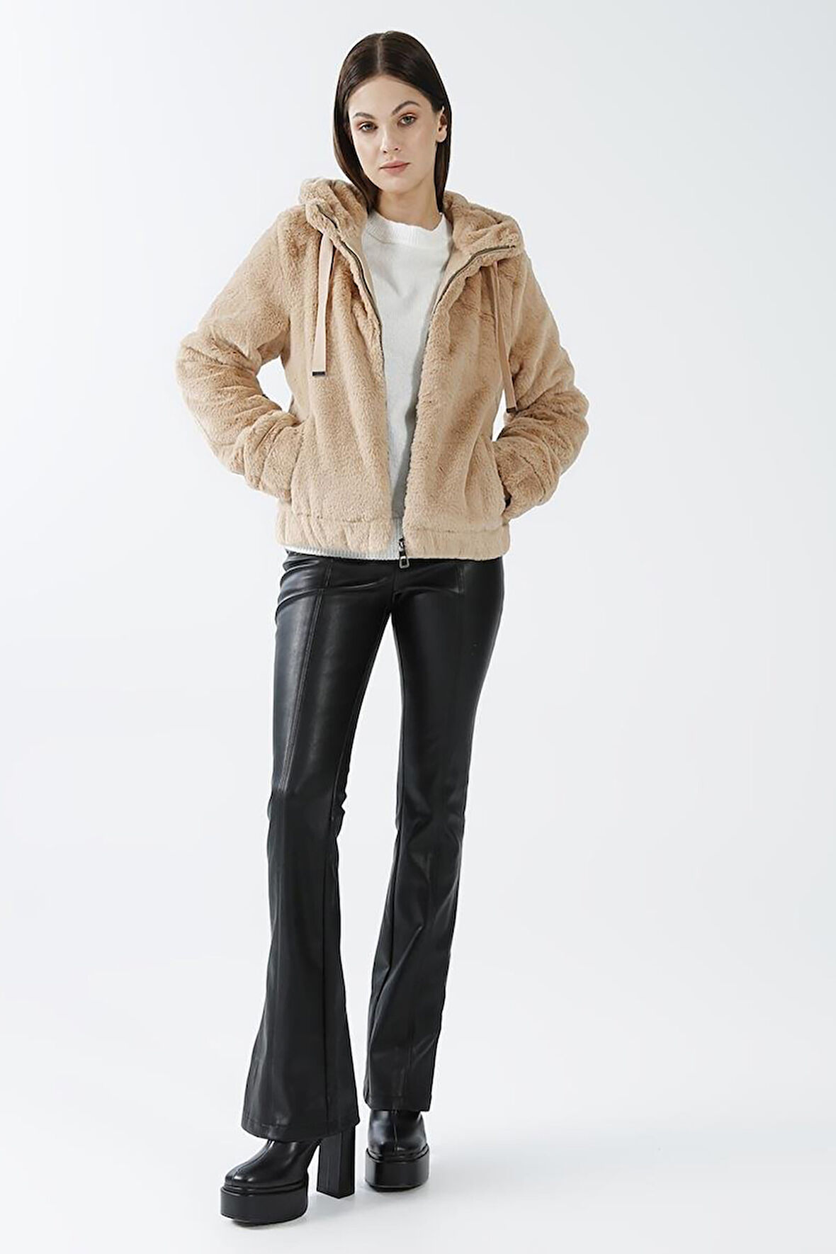 Only Kadın Onlvıda Kapüşonlu Peluş Mont 15260047 Bej