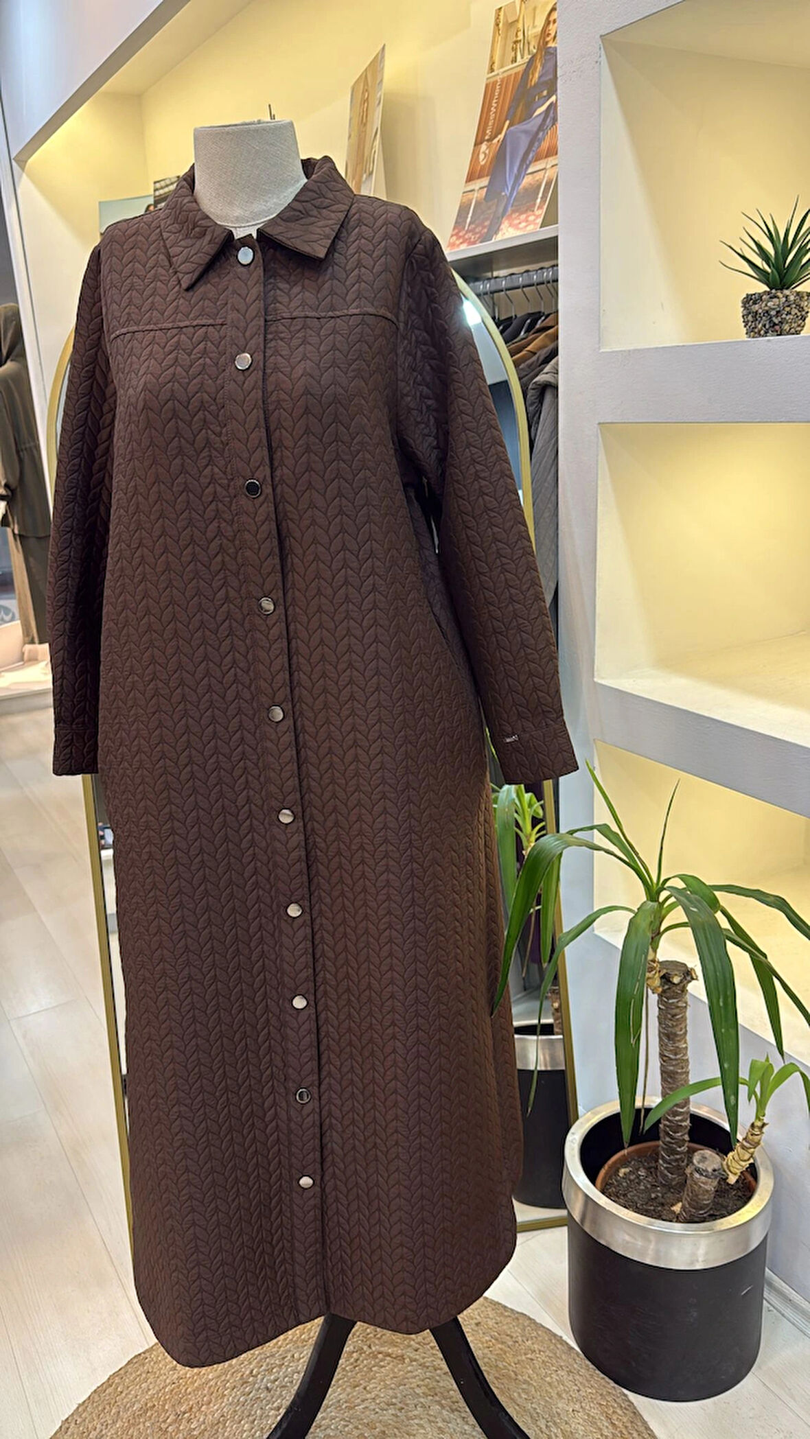 İnvee 7039 kahve  Çıtçıtlı Kap