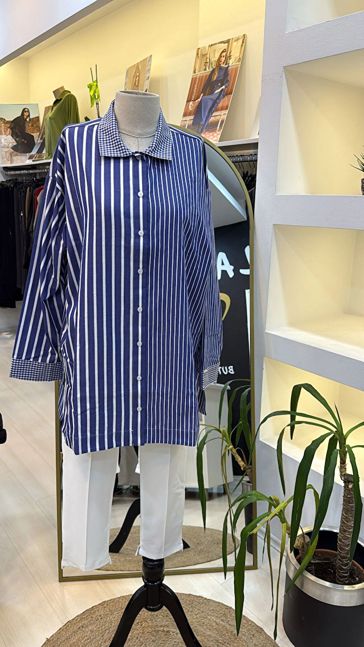 invee gomlek lacivert 7082