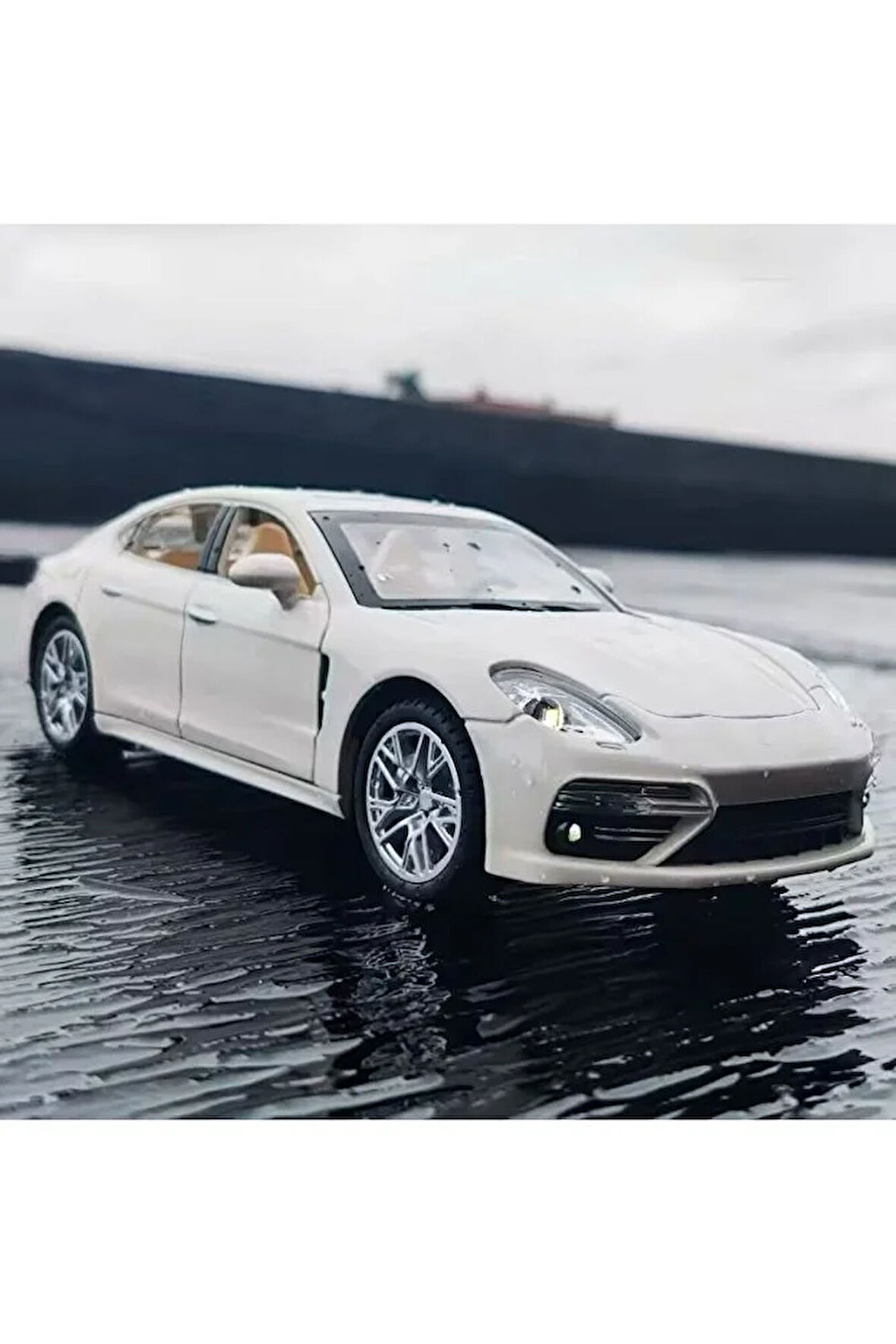 1:24 Porsche Panemera Diecast Araba Sesli Işıklı Koleksiyonluk Porsche Panamera Araba
