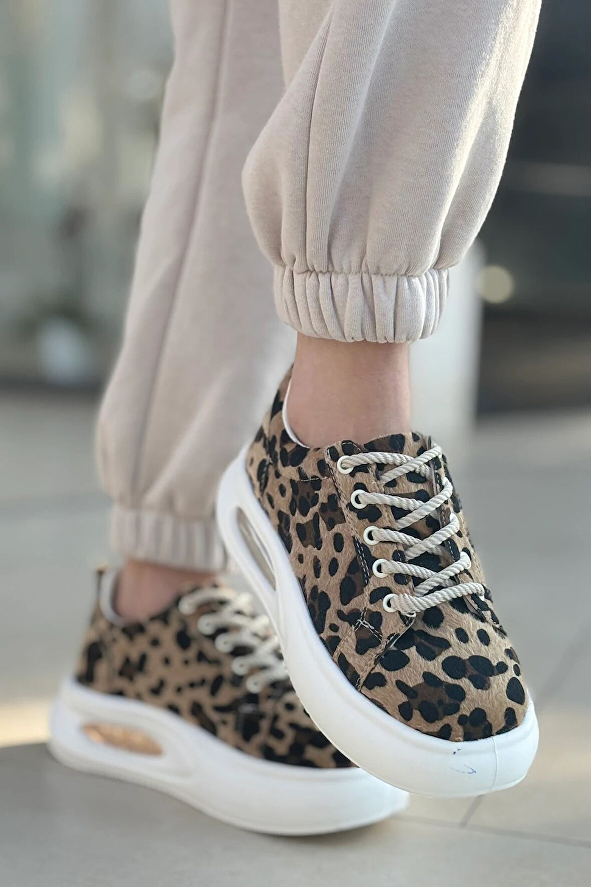 Günlük Kadın Sneaker Örgü Bağcıklı Hafif Kalın Yüksek Balon Taban Yürüyüş Spor Ayakkabı 5750