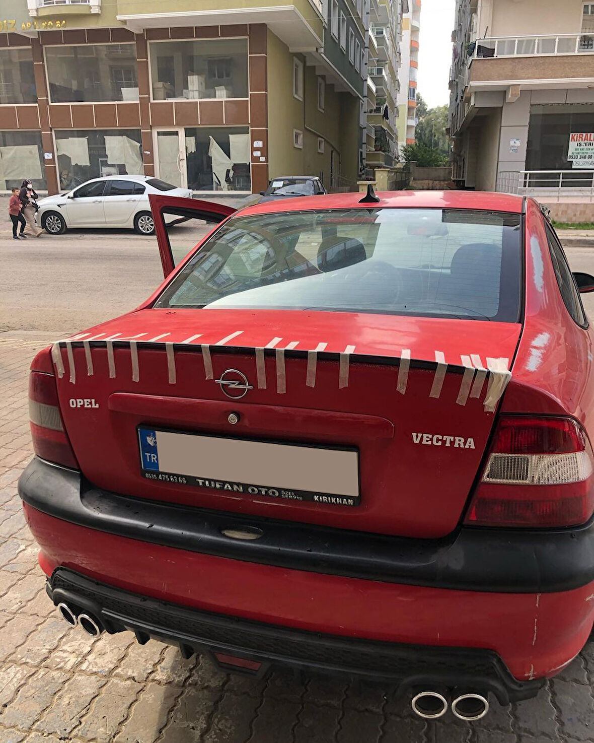 Opel Vectra Bagaj Üstü Slim Spoiler Piano Black Parlak Siyah