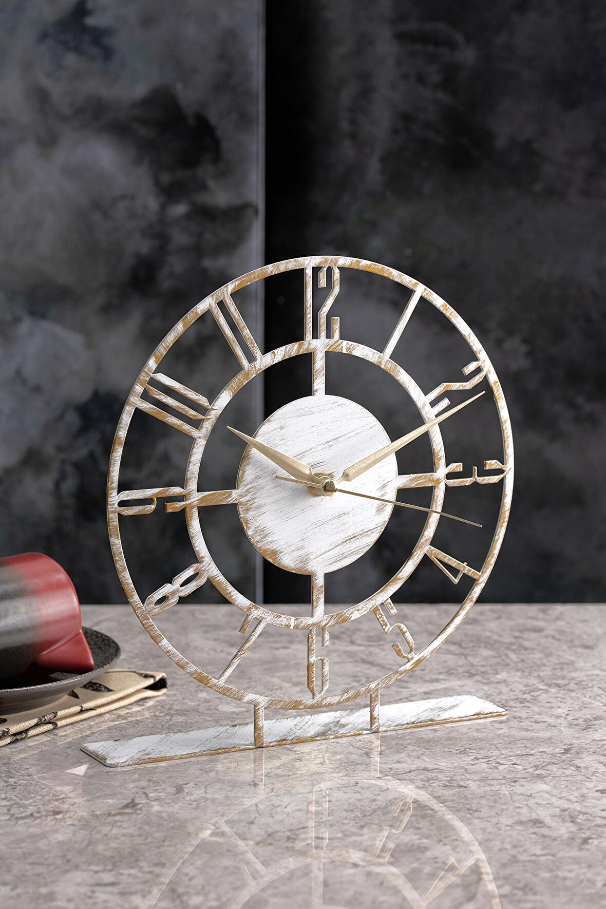 MUYİKA Dilek Metal Beyaz Eskitme Masa Üstü Saati 25x23cm MMS-M