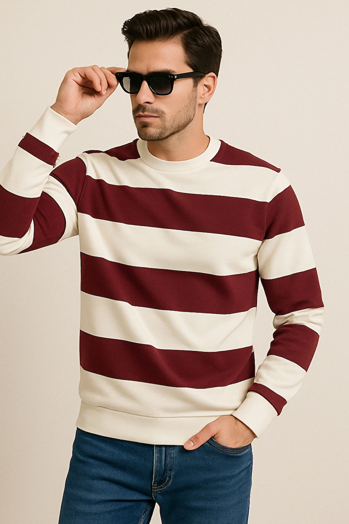 Çizgili Bisiklet Yaka Sweatshirt Yumuşak Pamuklu Kumaş Rahat Casual Kombinler İçin Modern Stil