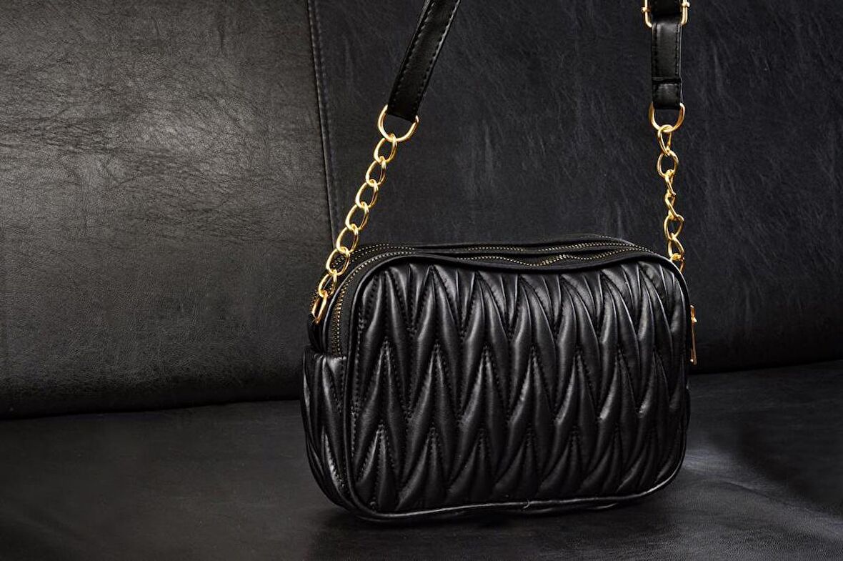 SİA ÇANTA Büzgülü Kapitone Desenli Üç Fermuarlı Gözlü  Çapraz Askılı Şık & Kullanışlı Kadın  Çanta