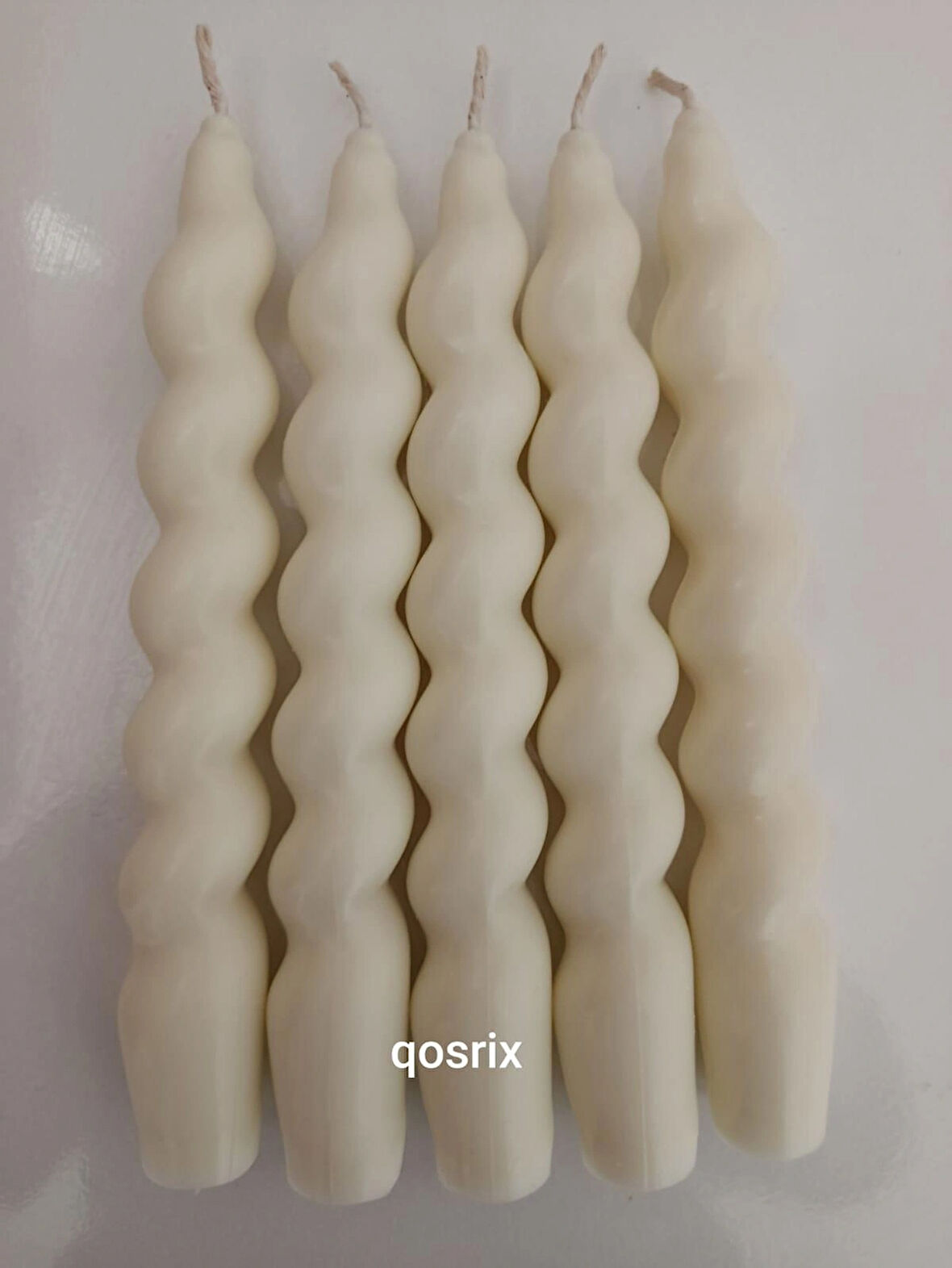 qosrix 5'li Açık Krem Italyan Burgulu Şamdan Soya Mumu Doğal Kokulu Uzun Çubuk Konik Burgu Spiral Mum Dekoratif