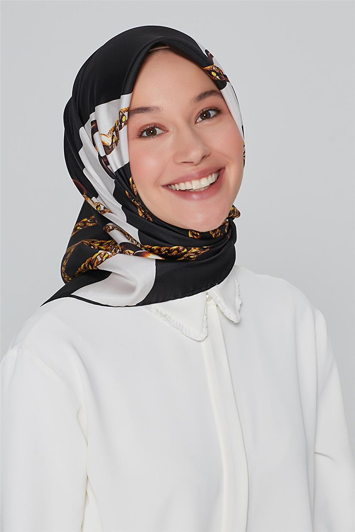 Armine Sura Nostalji İpek Eşarp 18Ya7832 20