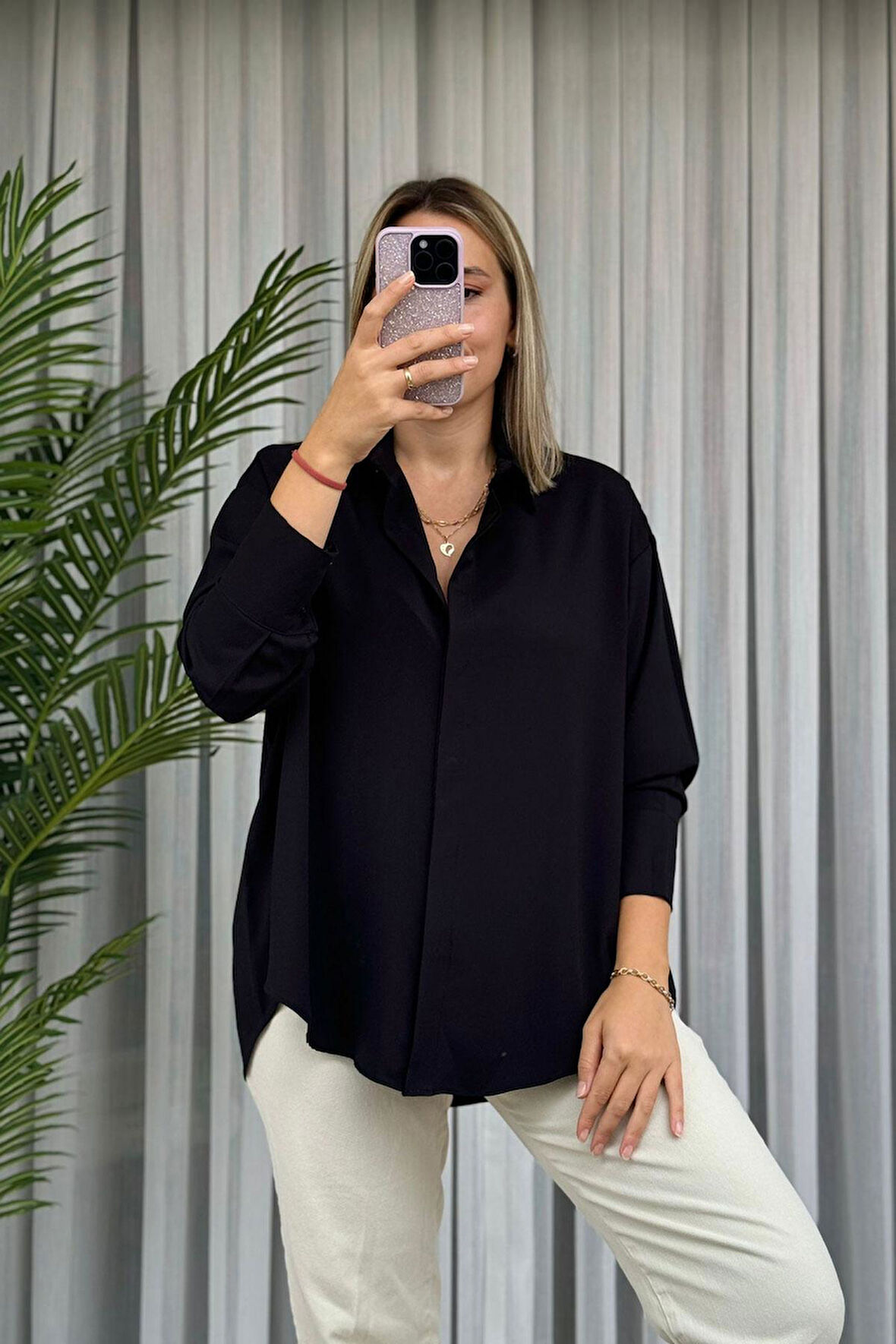 Yarasa Kol Oversize Siyah Saten Gömlek