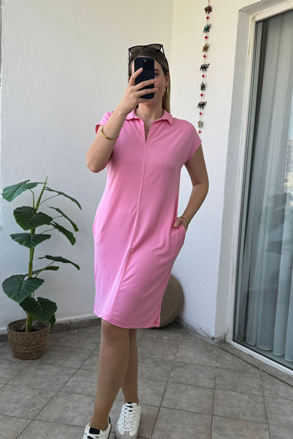 Polo Yaka Kolsuz Cepli Pembe Diz Boy Modal Elbise