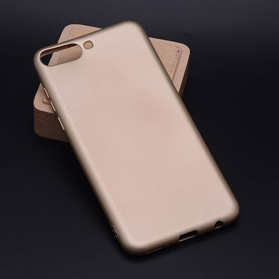 Huawei Y6 2018 Kılıf Esneyebilen Şık Sofina Silikon Kapak