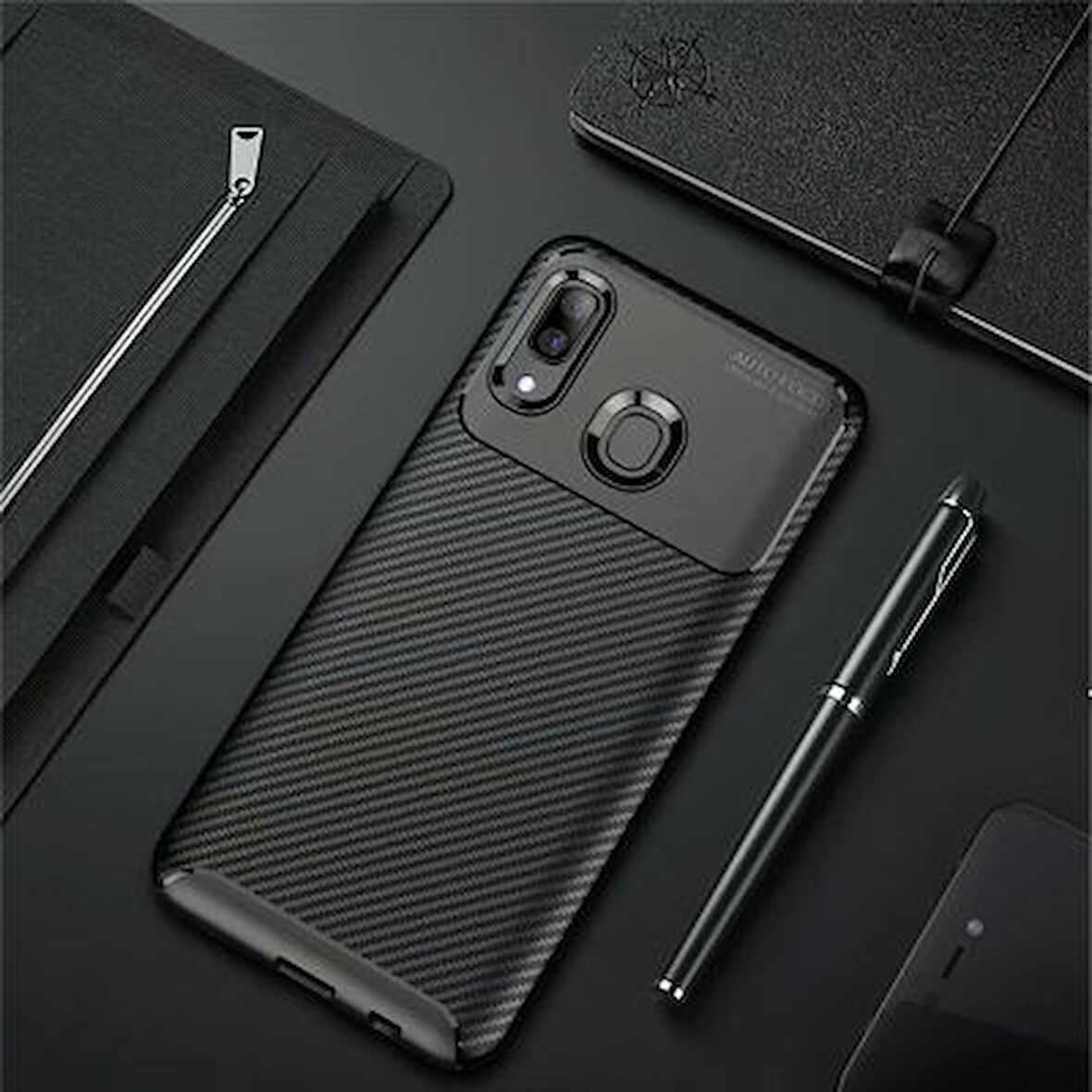 Samsung Galaxy A30 Kılıf Karbon Desenli Şık Tamia Premium Silikon Kapak