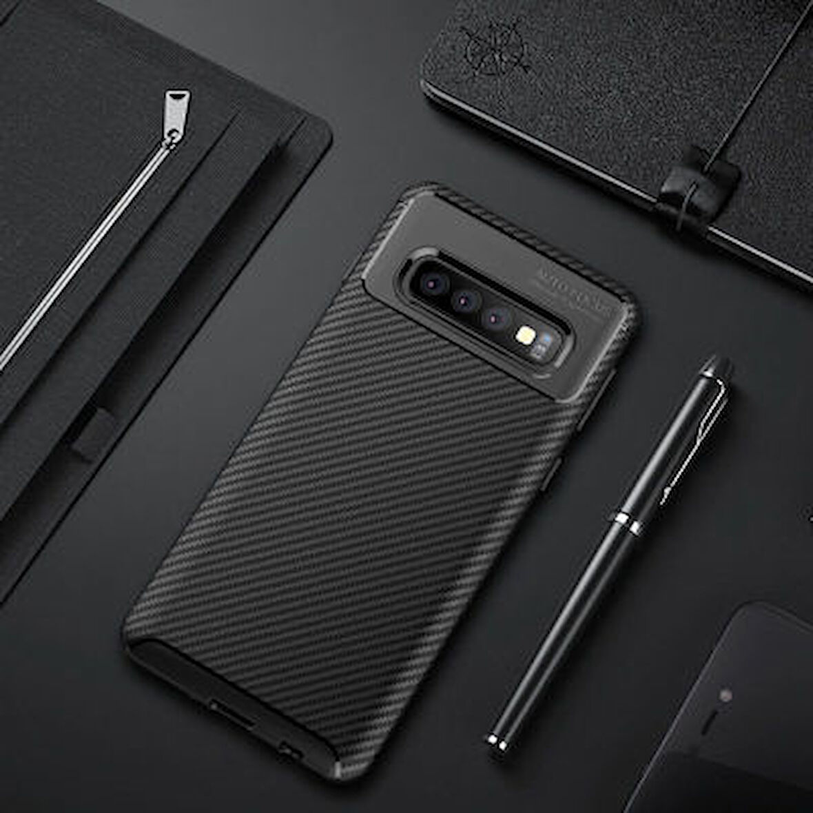 Samsung Galaxy S10 Kılıf Karbon Desenli Şık Tamia Premium Silikon Kapak
