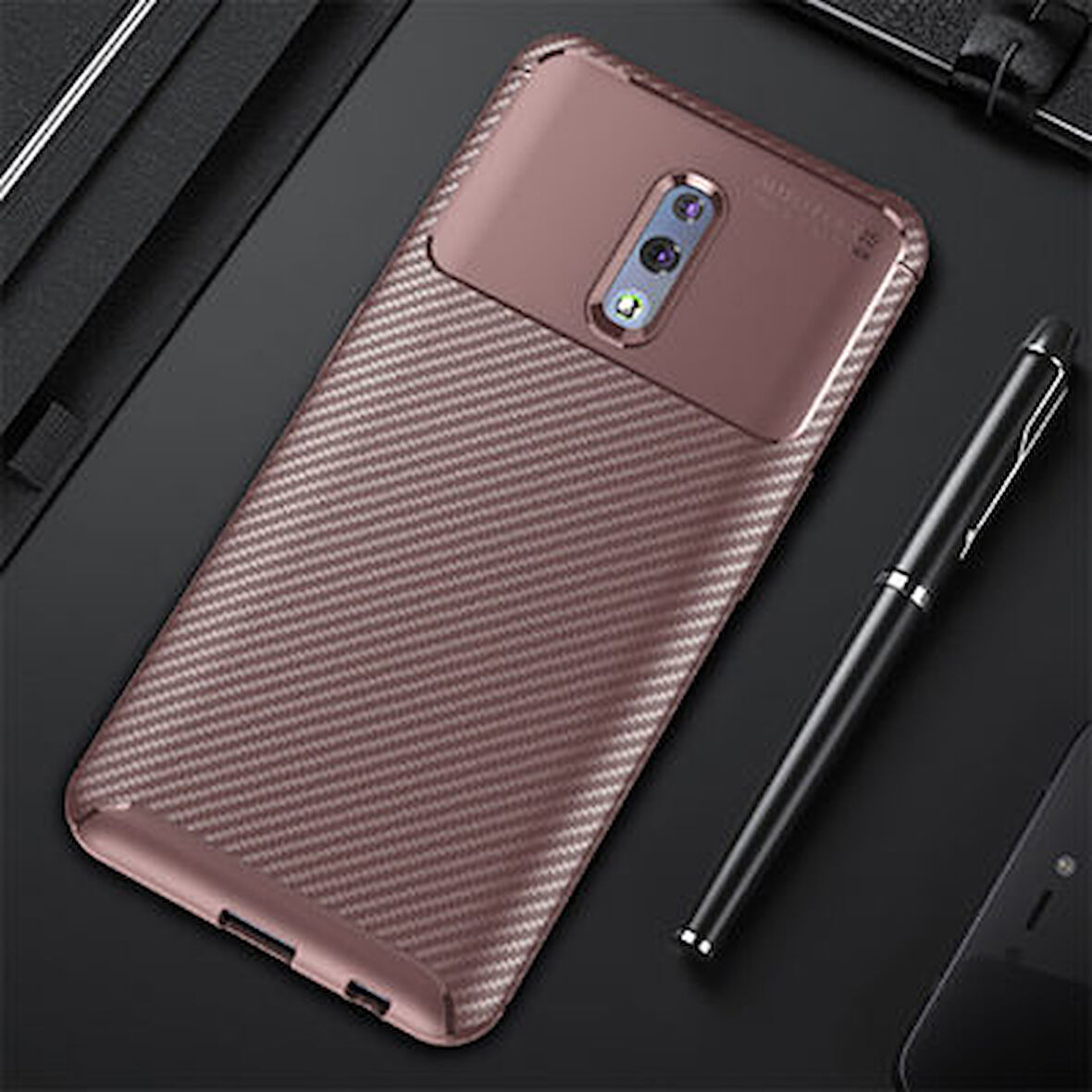 Oppo Reno Kılıf Karbon Desenli Esnek Yüksek Kaliteli Meteryalden Üretilmiş Silikon Kapak RYC/Negro
